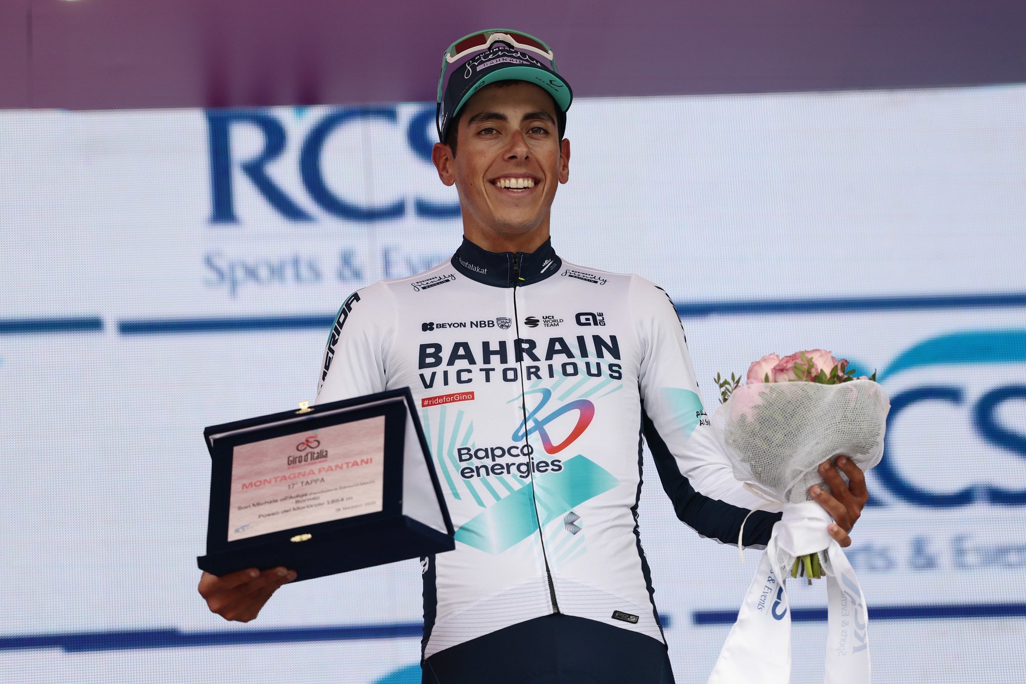 Afonso Eulálio no pódio final da etapa 17 do Giro d'Italia (Foto: Sprint Cycling Agency)