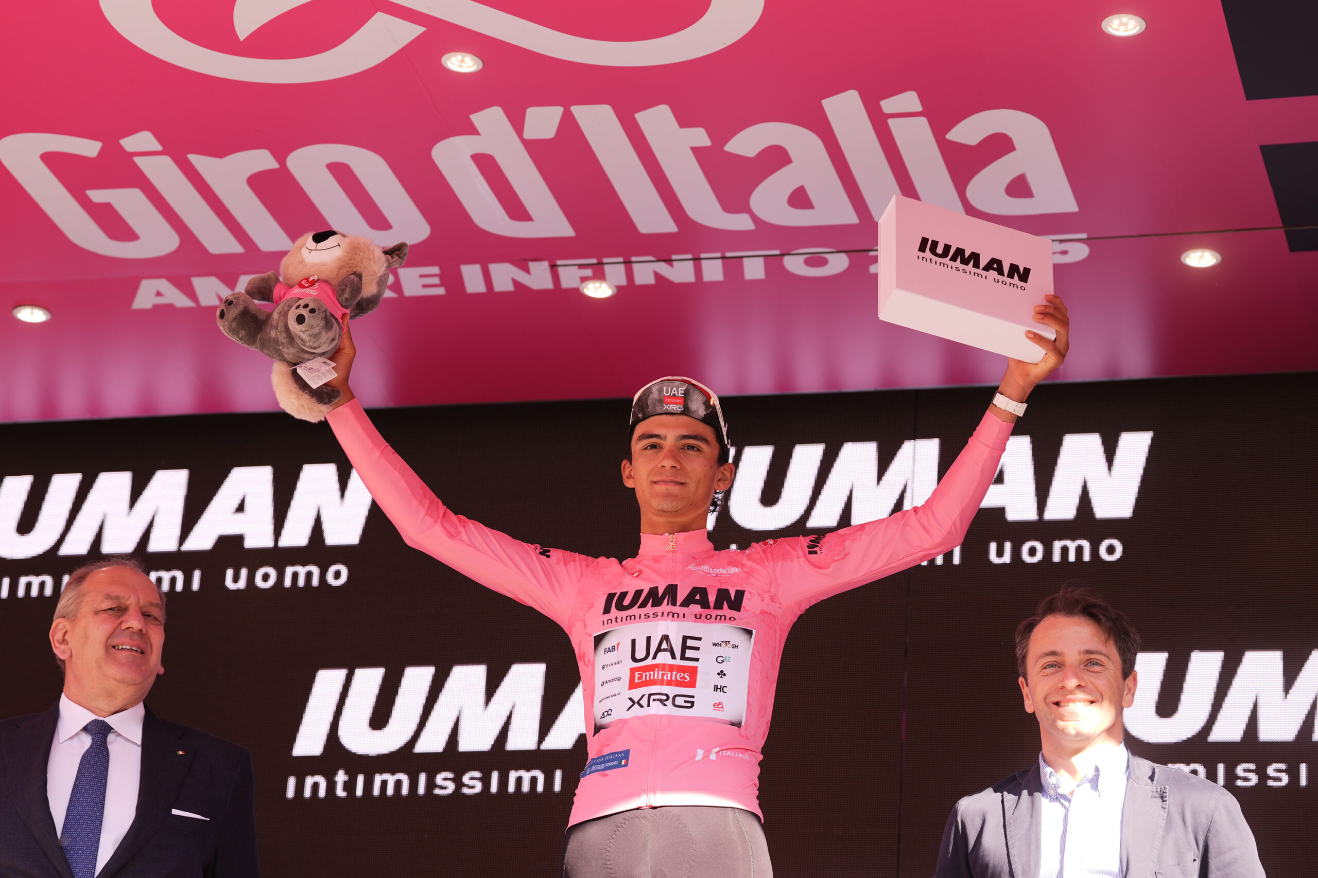 Isaac Del Toro é o novo Maglia Rosa do Giro d'Italia