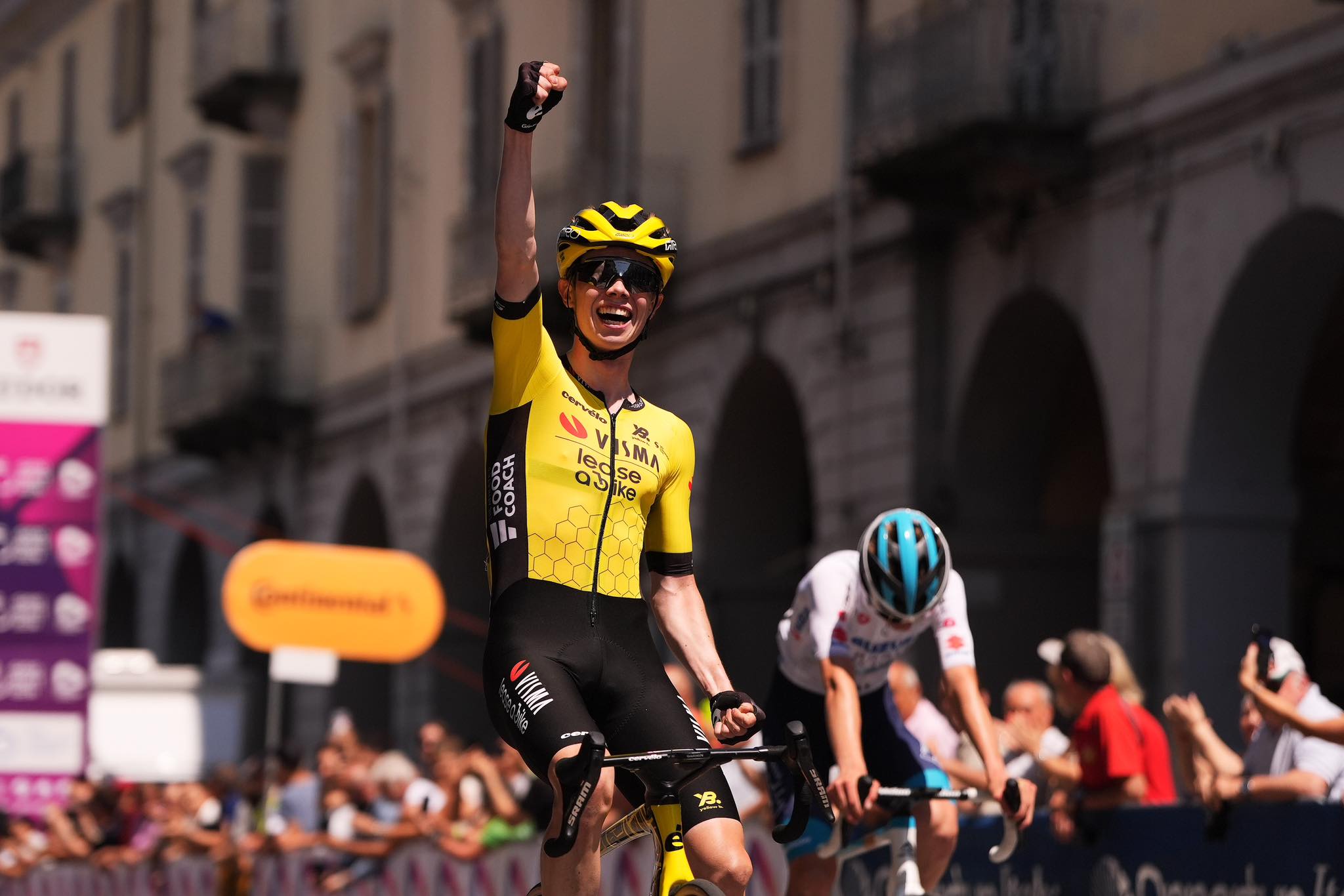 Jorgen Nordhagen brilhou em Pinerolo no último dia do Giro Next Gen