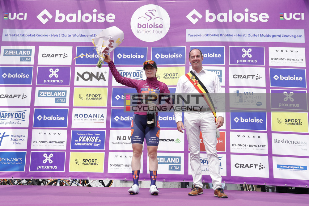 Charlotte Kool segue líder do Baloise Ladies Tour (Foto: Alessandro Perrone/SprintCyclingAgency©2025)