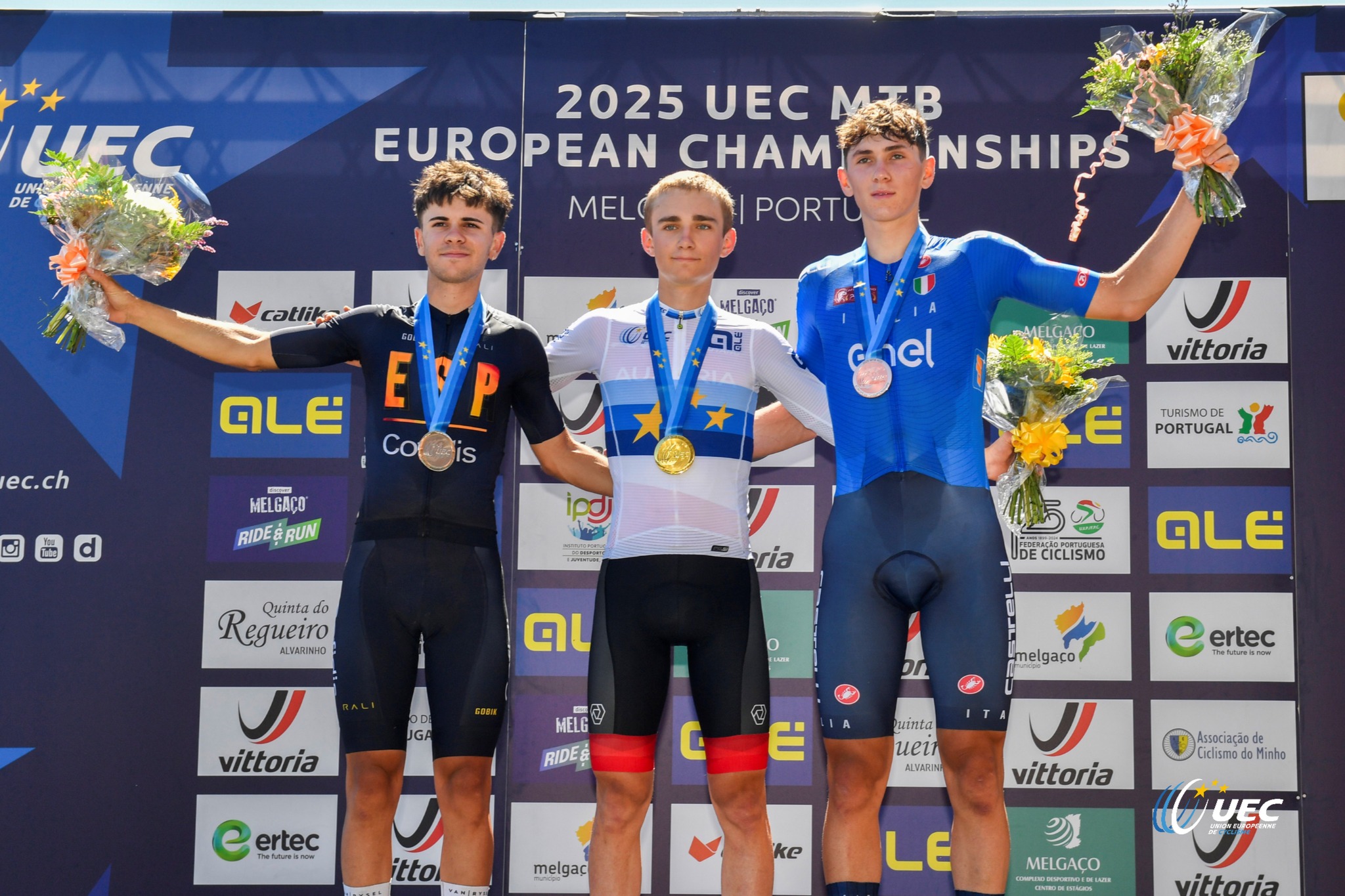 O pódio dos Juniores Masculinos com Guillermo Hortigosa, Anatol Friedl e Federico Brafa