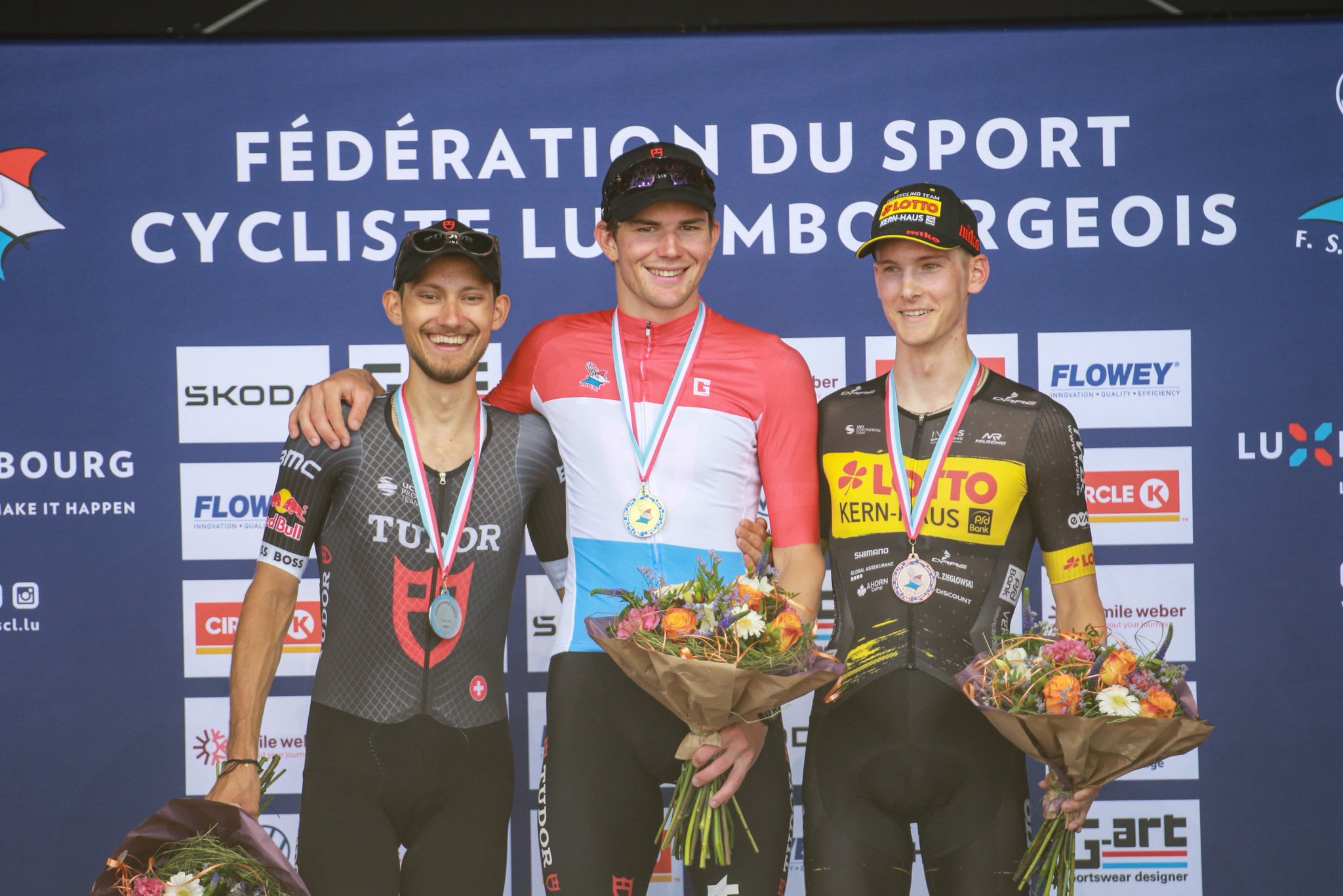 O pódio dos elites masculinos do Luxemburgo com Luc Wirtgen, Arthur Kluckers e Alexandre Kess (Foto: FSCL)