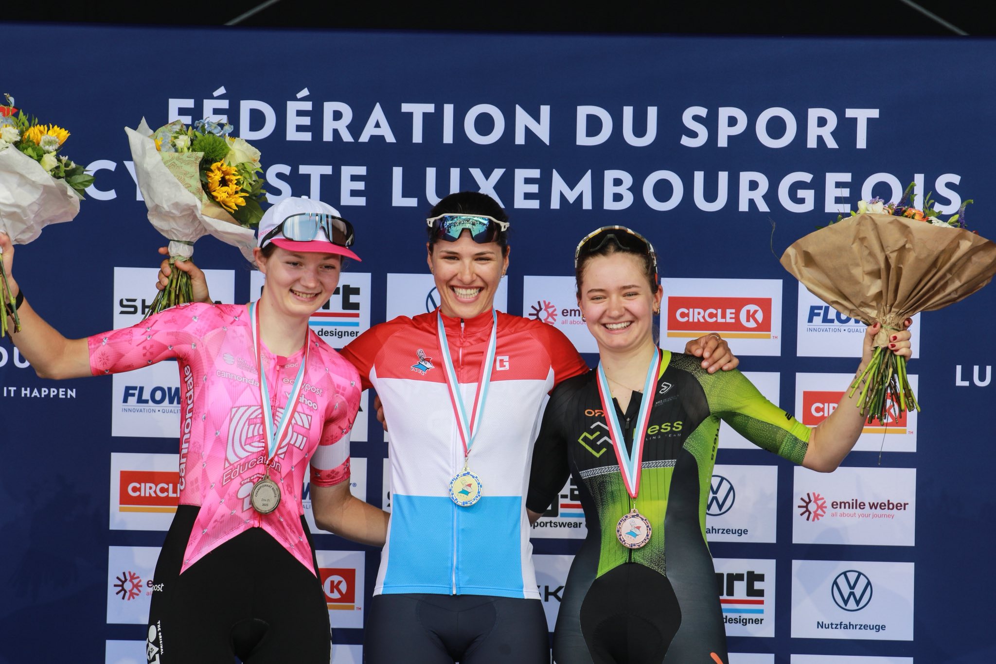 O pódio das elites femininas do Luxemburgo com Nina Berton, Marie Schreiber e Liv Wenzel (Foto: FSCL)