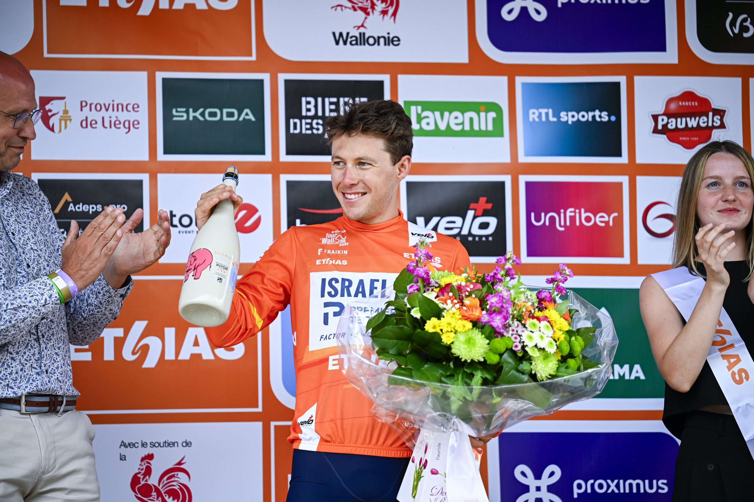 Corbin Strong volta a envergar a camisola laranja do Tour de Wallonie