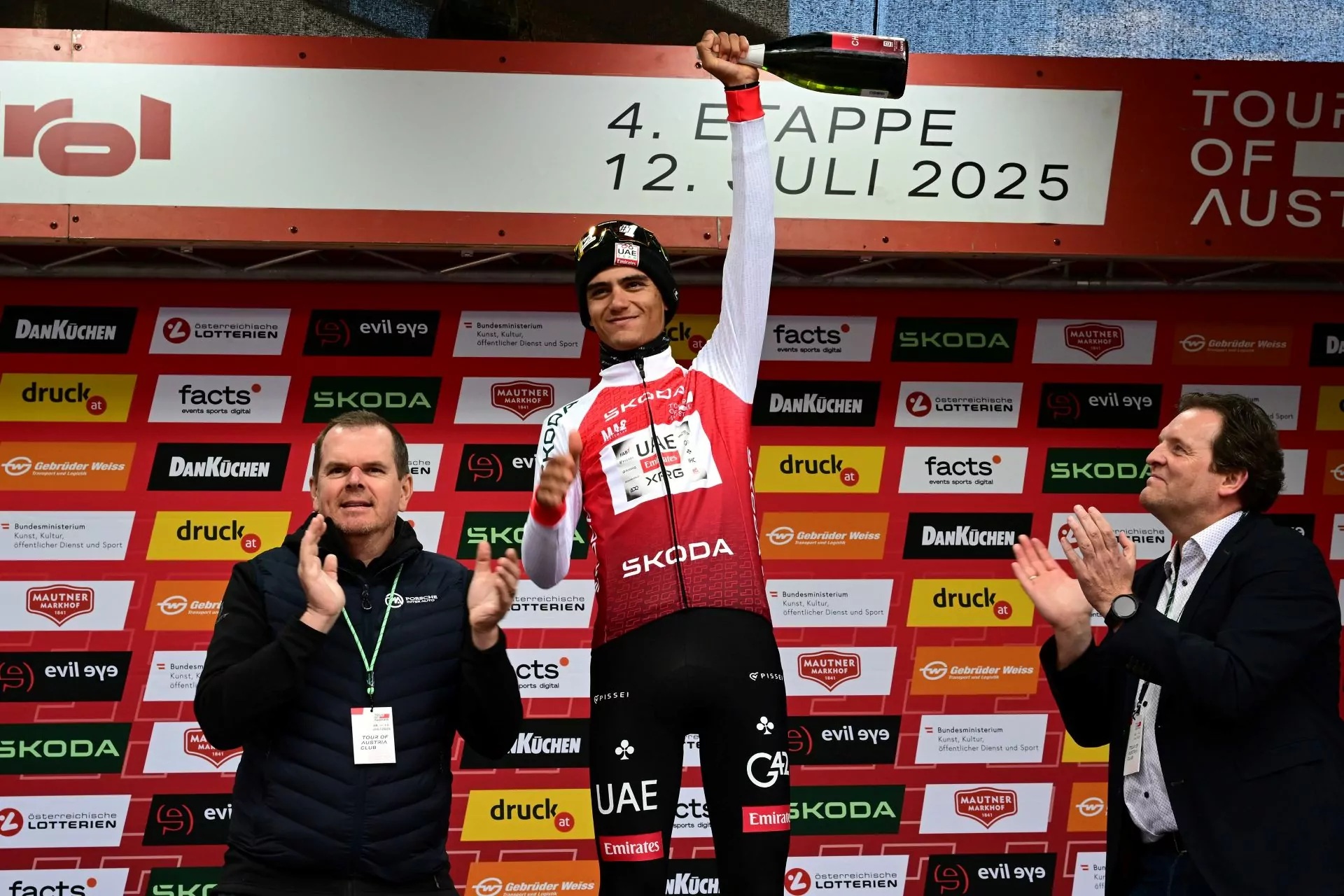 Isaac Del Toro é o novo camisola vermelha do Tour of Austria