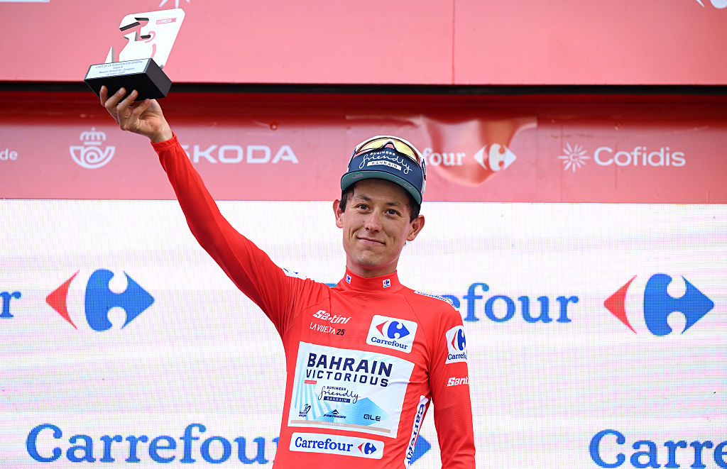 Torstein Traeen segue o camisola vermelha da La Vuelta