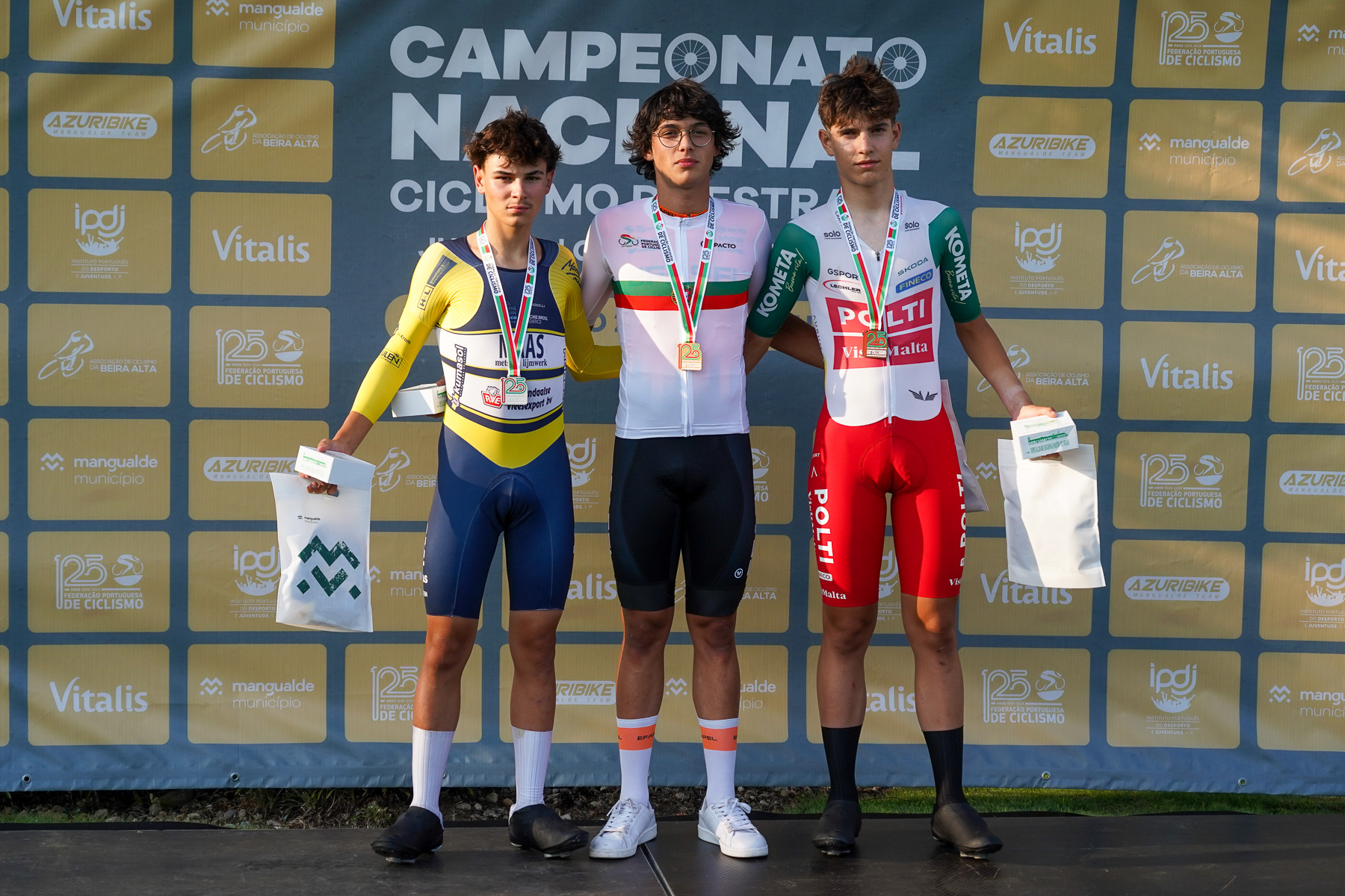 O pódio dos juniores masculinos com Gonçalo Costa, Rodrigo Jesus e Gonçalo Rodrigues