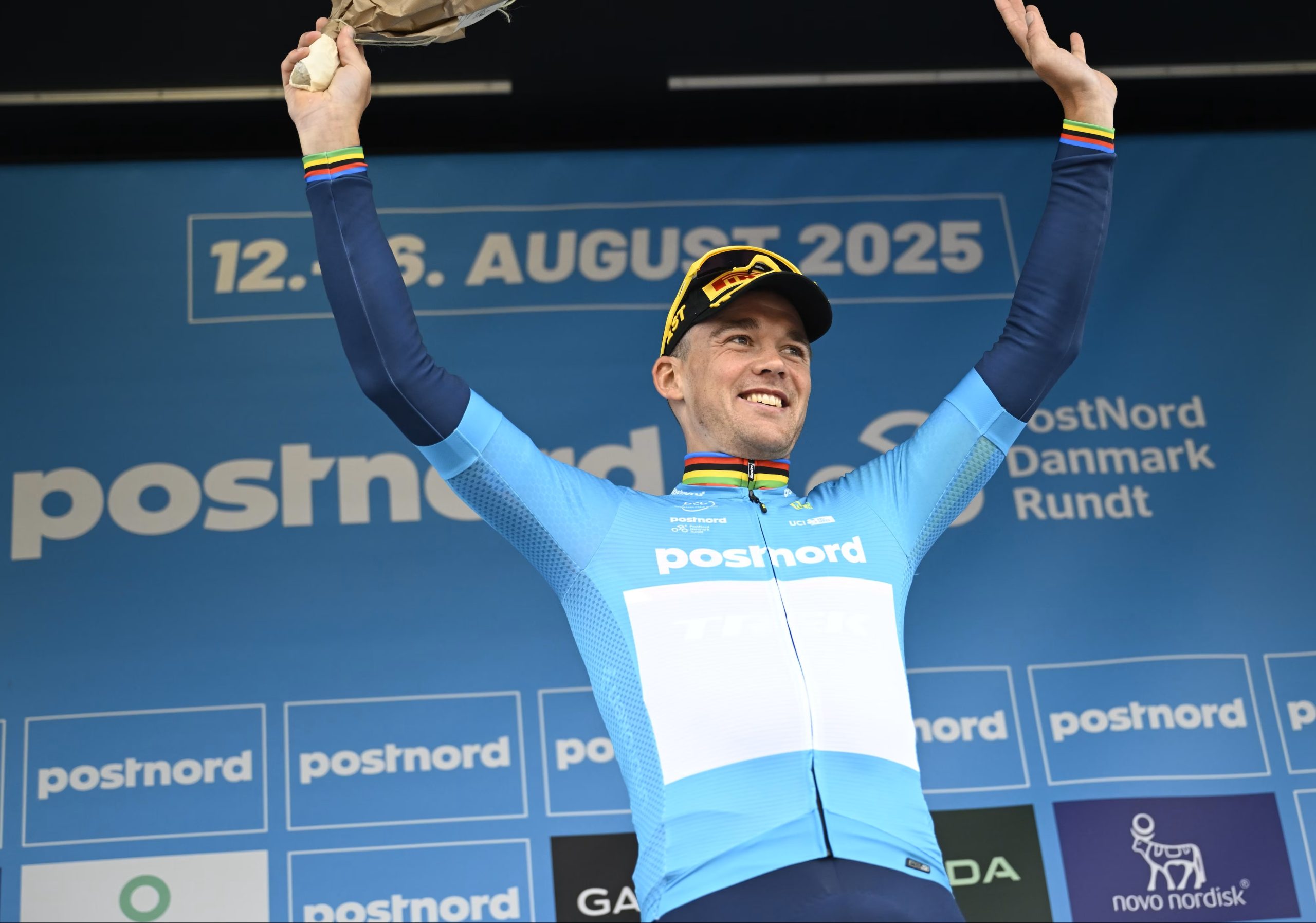 Mads Pedersen é o primeiro camisola azul da PostNord Danmark Rundt (Foto: Nils Meilvang / Ritzau Scanpix)