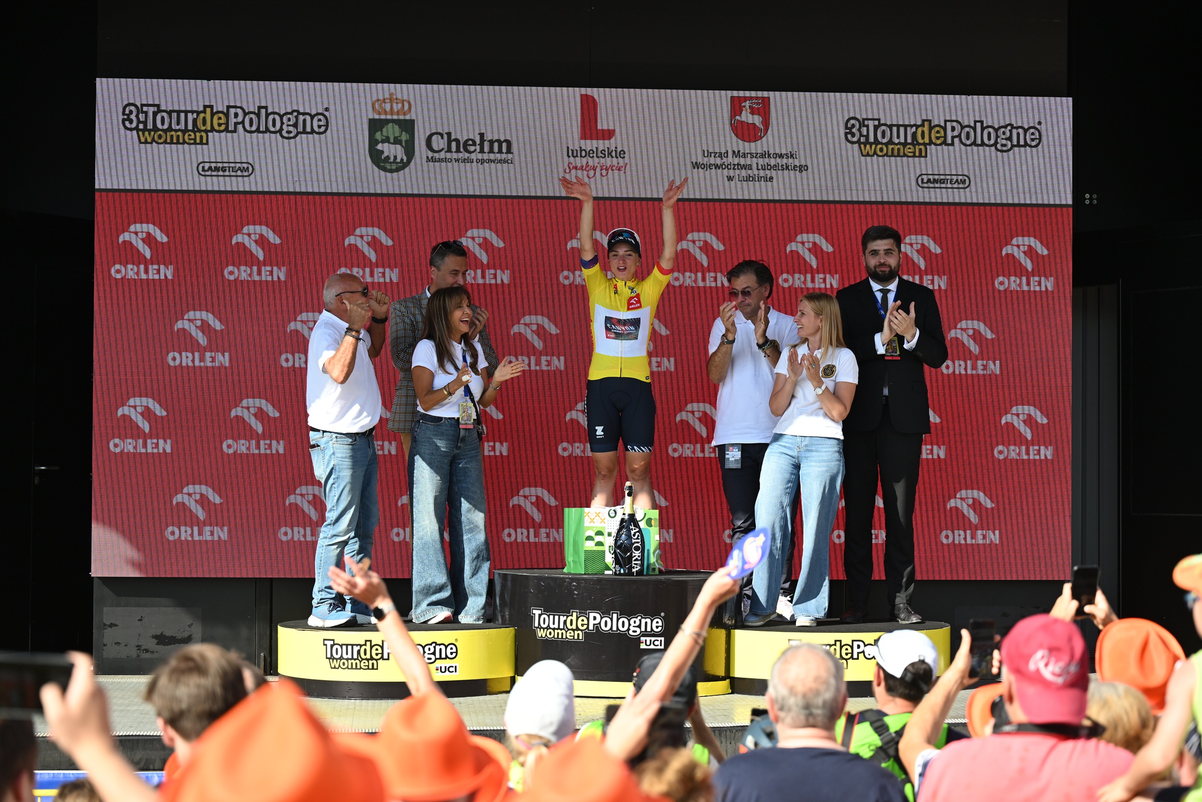 Chiara Consonni segue a camisola amarela do Tour de Pologne Women