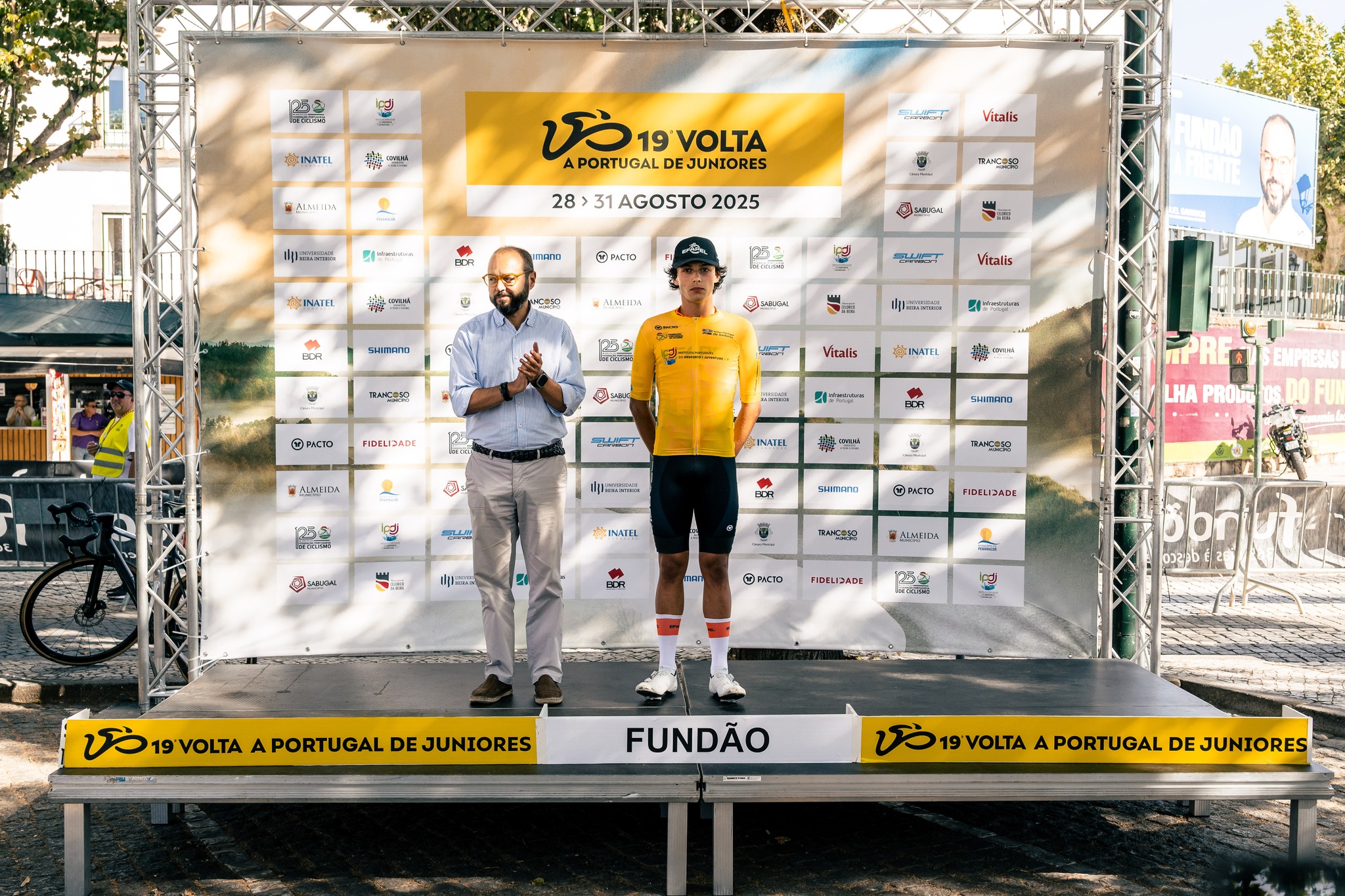 Rodrigo Jesus é o primeiro camisola amarela da Volta a Portugal de Juniores