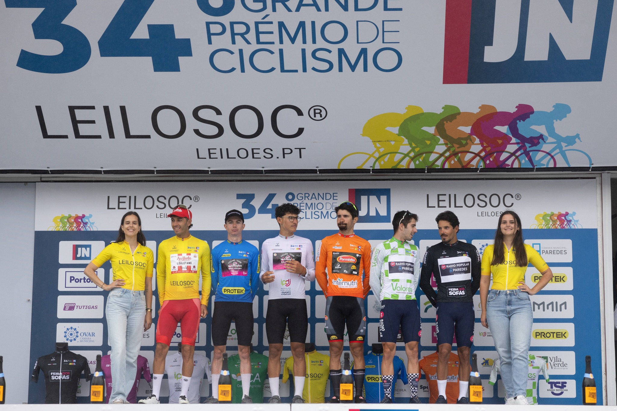 O pódio da etapa 5 do GP Jornal de Notícias com Nicolas Tivani, Jesse Maris, Fabrizio Crozzolo, João Paulo Silva, Tiago Leal e Gonçalo Amado