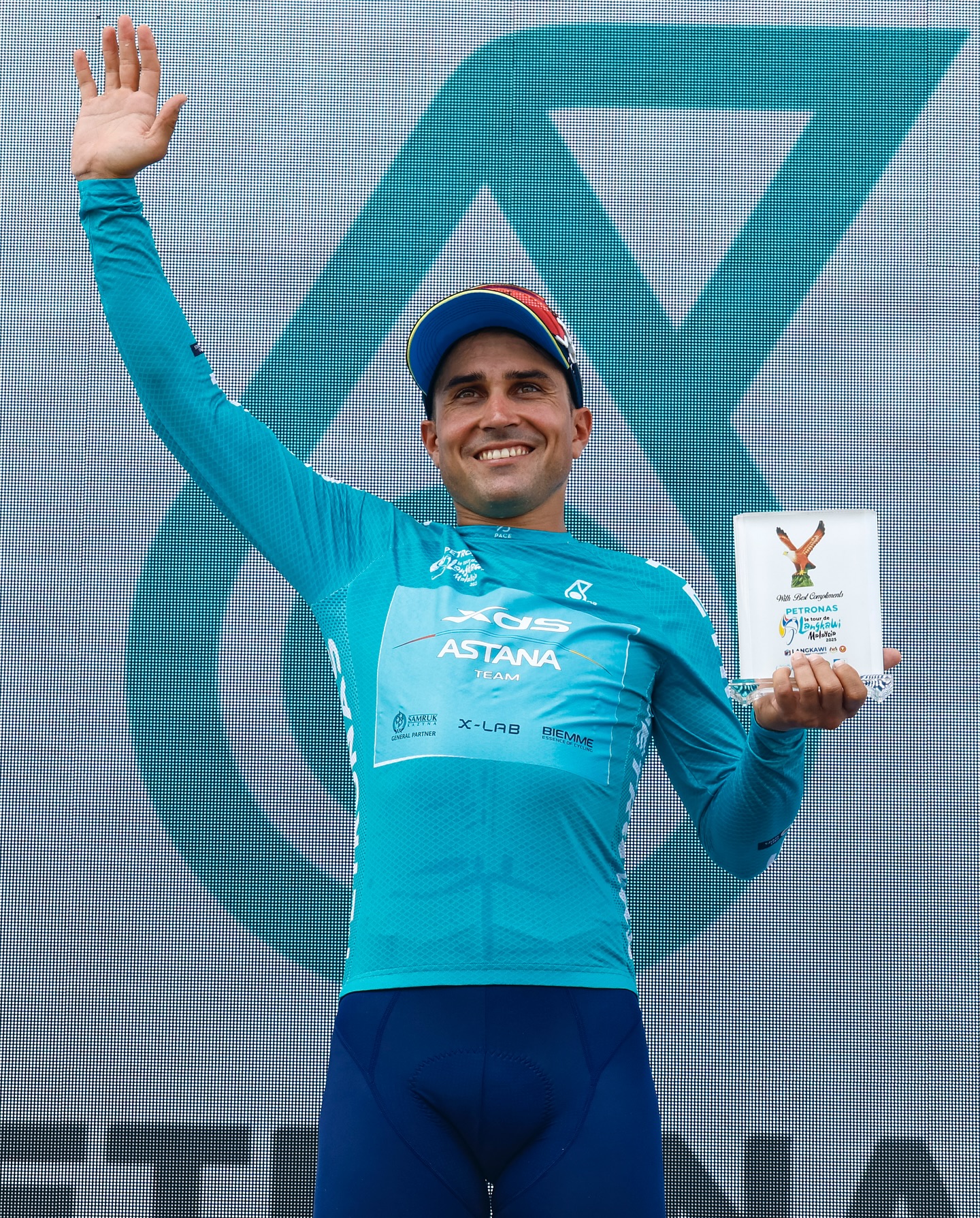 Matteo Malucelli é o primeiro camisola azul do Tour de Langkawi (Foto: SprintCyclingAgency)