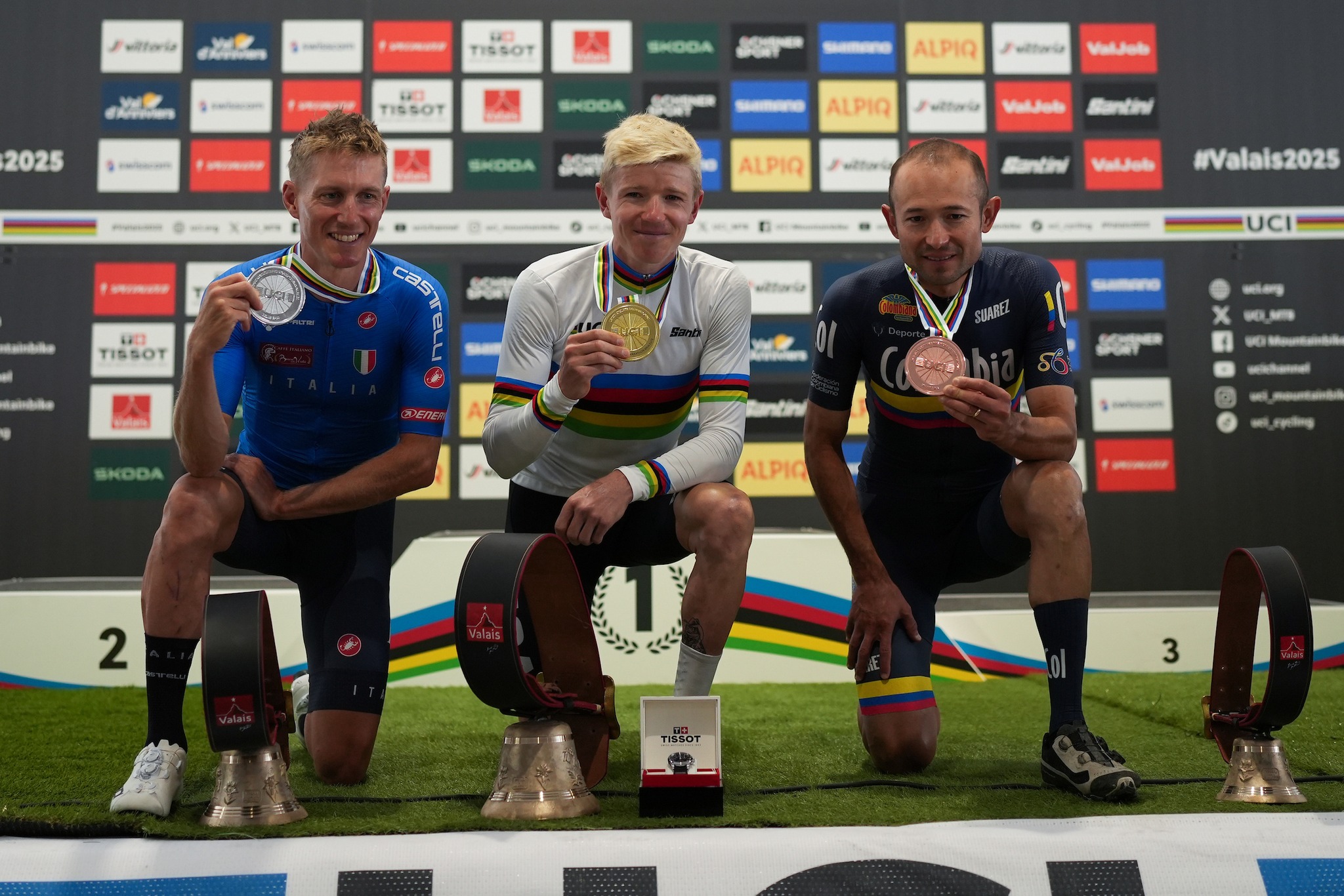 O pódio dos elites masculinos com Samuele Porro, Keegan Swenson e Hector Leonardo Paez