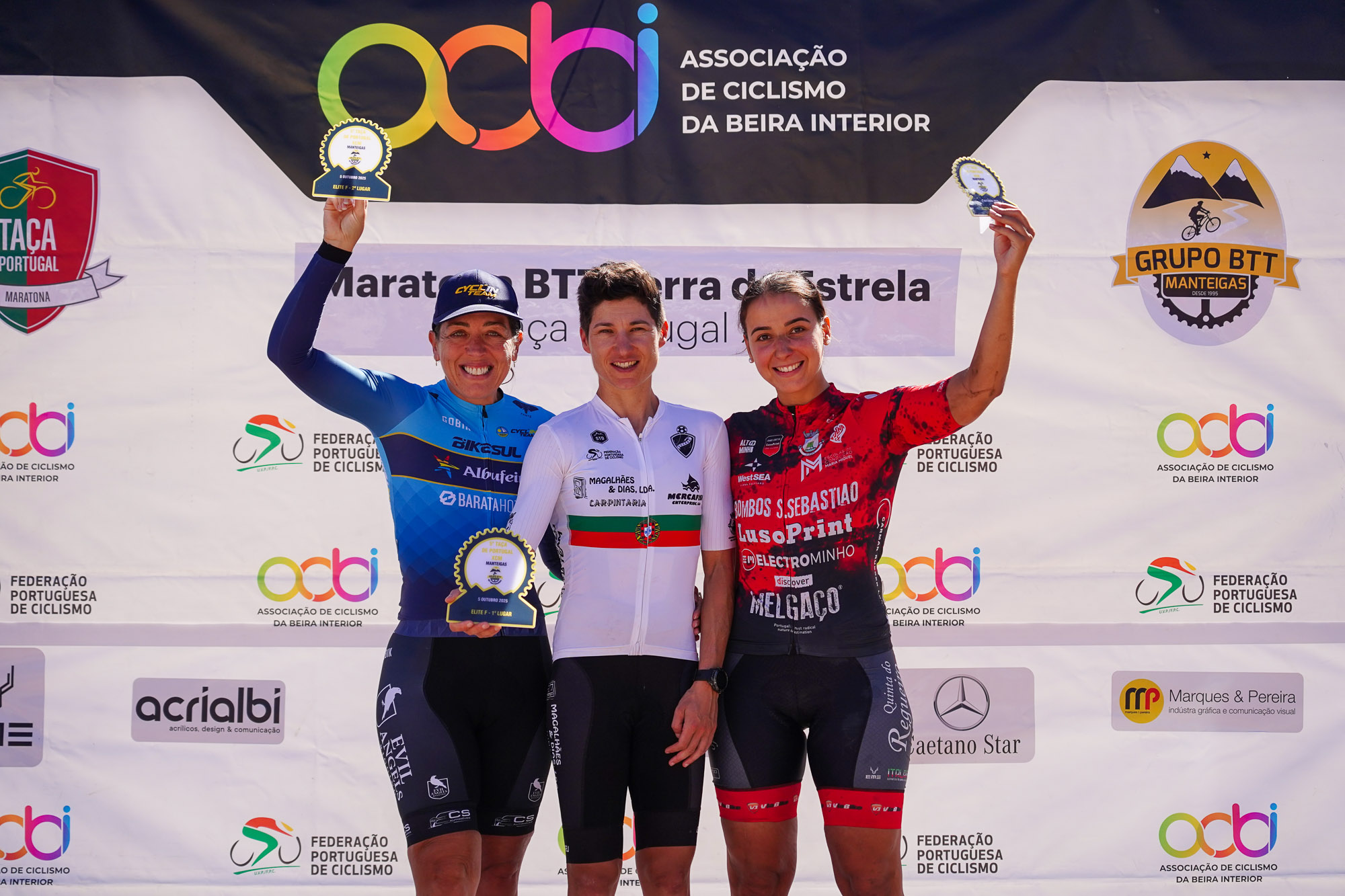 O pódio da última prova da Taça de Portugal de XCM com Celina Carpinteiro, Melissa Maia e Alessia Teixeira