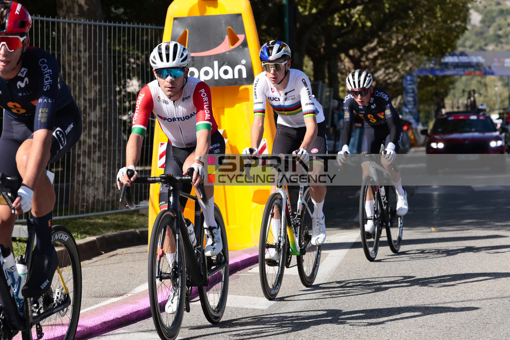 Lucas Lopes confirmou a grande temporada que está a ter ao fechar o top8 na prova de fundo dos Sub-23 nos Campeonatos da Europa (Foto: Roberto Bettini/SprintCyclingAgency©2025)
