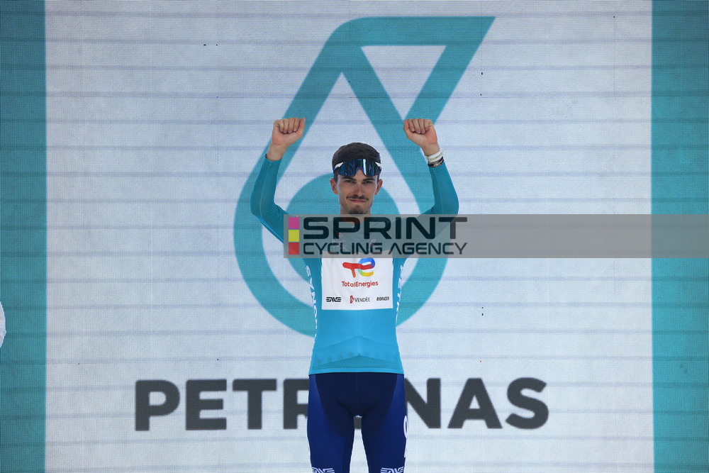 Joris Delbove é o novo camisola azul do Tour de Langkawi (Foto: Luis Angel Gomez/SprintCyclingAgency©2025)