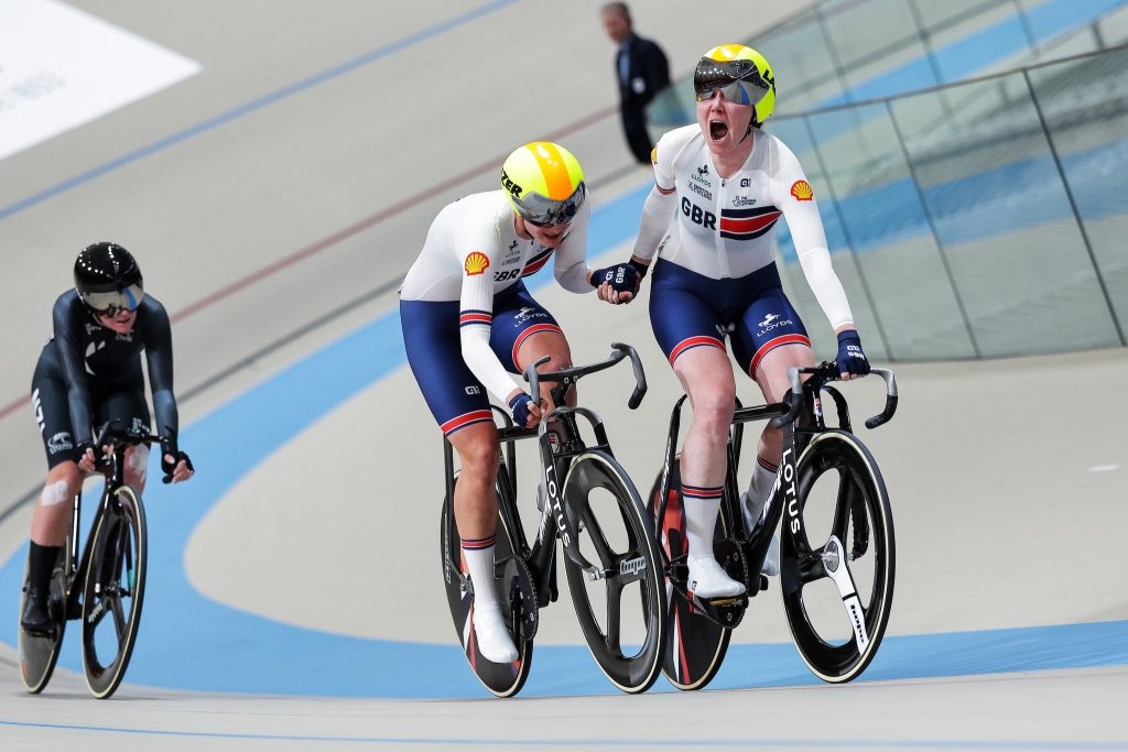Madelaine Leech e Katie Archibald deram novo Ouro à Grã-Bretanha no Madison Feminino