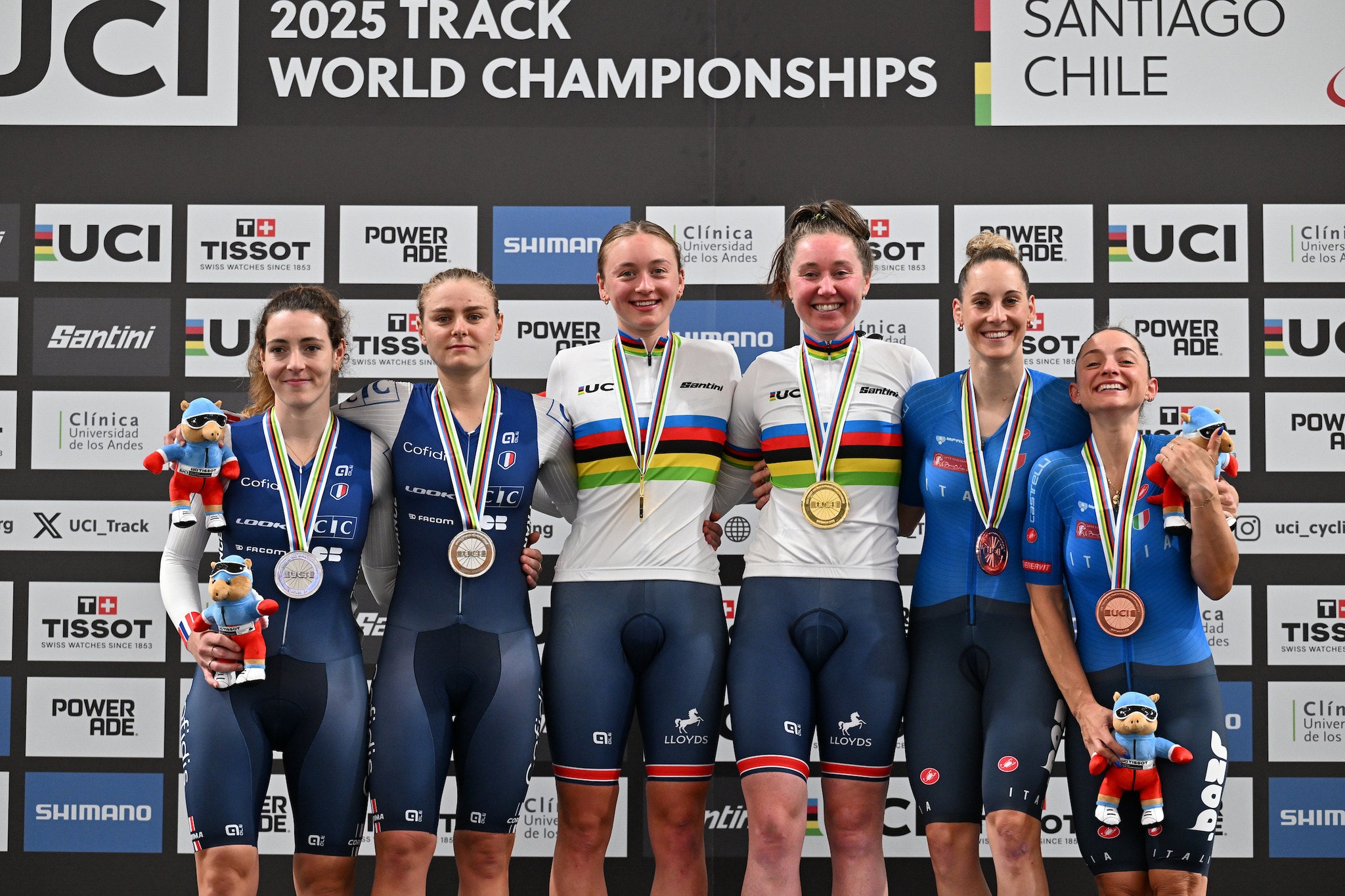 O pódio do Madison Feminino com Marion Borras e Victoire Berteau, Madelaine Leech e Katie Archibald e Vittoria Guazzini e Chiara Consonni