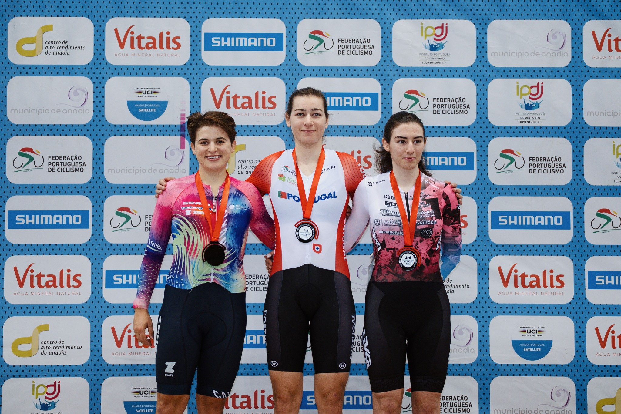 O pódio da Eliminação das elites femininas com Maria Martins, Daniela Campos e Melanie Dupin