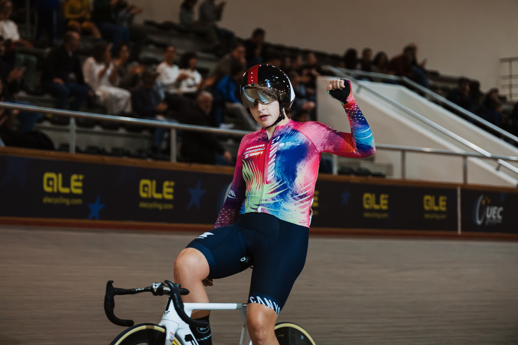 Maria Martins conseguiu mostrar a sua força na Corrida por Pontos do Troféu Internacional Alves Barbosa
