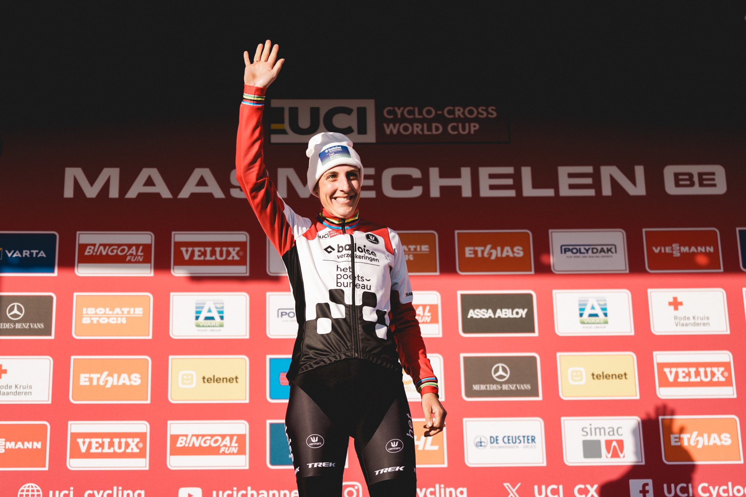 Lucinda Brand conquistou a Taça do Mundo de Ciclocrosse pelo segundo ano consecutivo