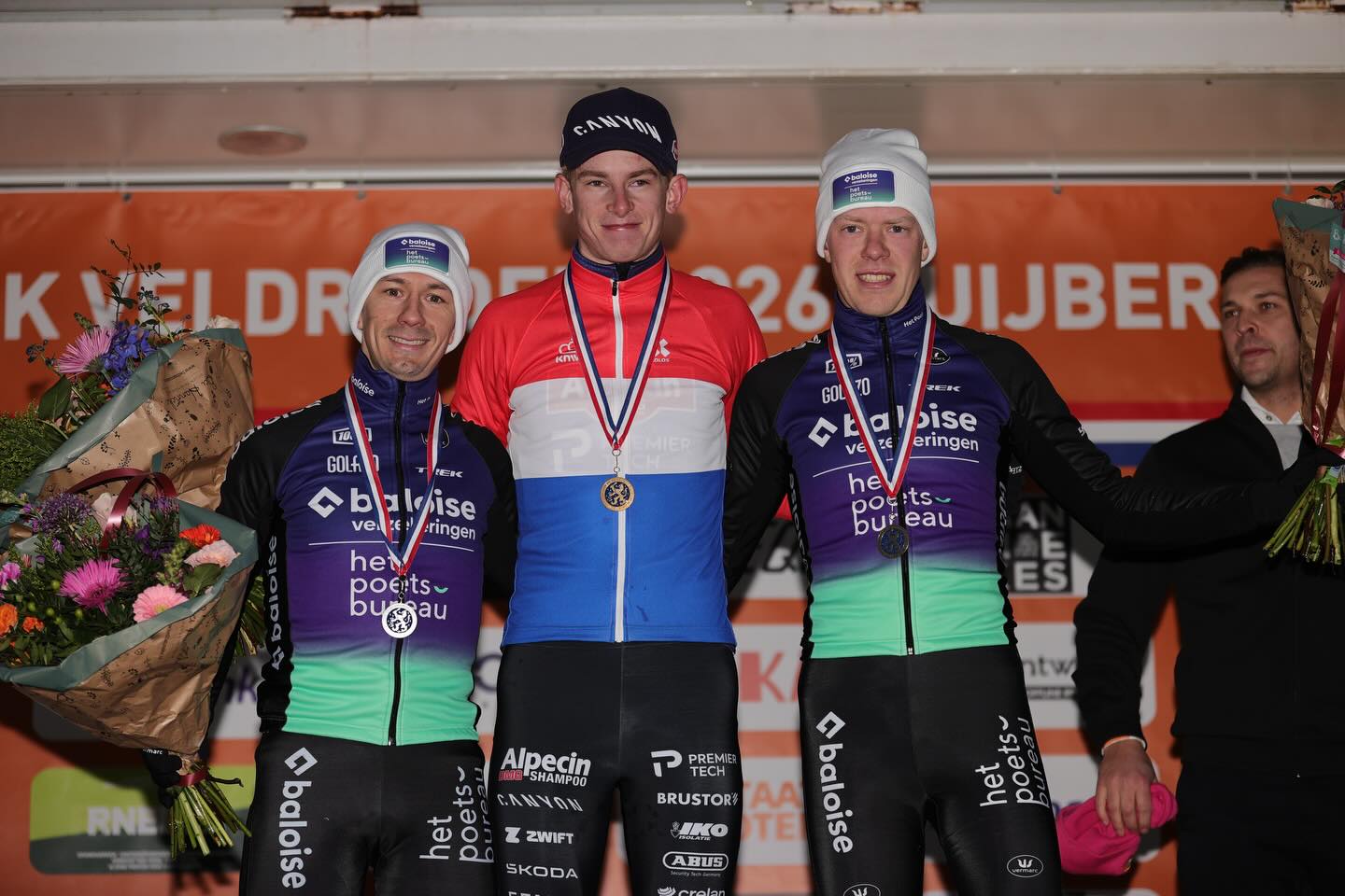 O pódio dos elites masculinos dos Países Baixos com Lars van der Haar, Tibor del Grosso e Pim Ronhaar (Foto: Photopress.be)