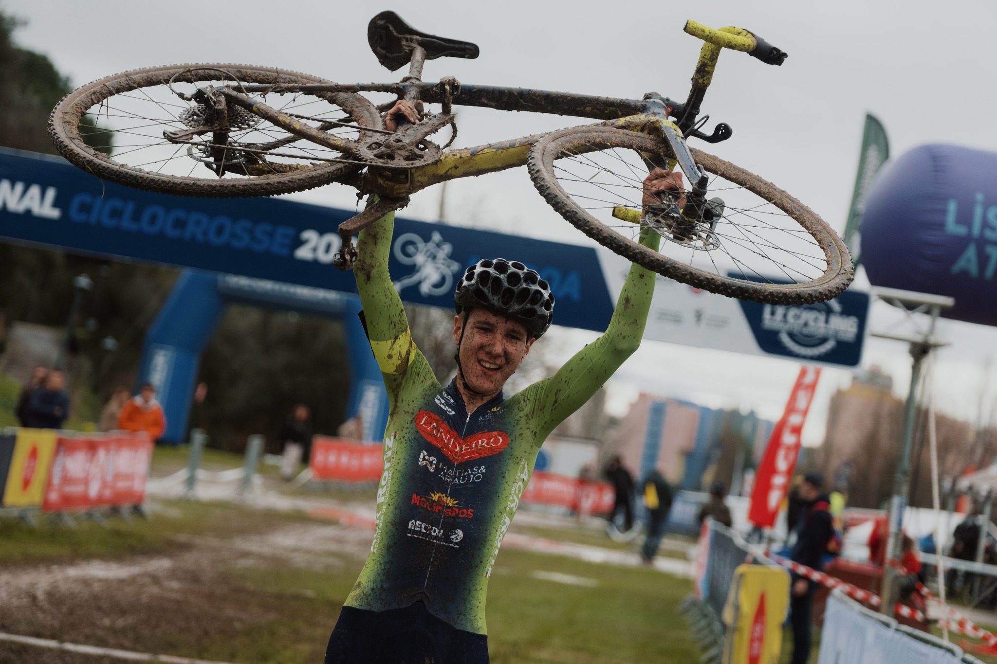 José Gomes brilhou nos Campeonatos Nacionais de Ciclocrosse em Lisboa