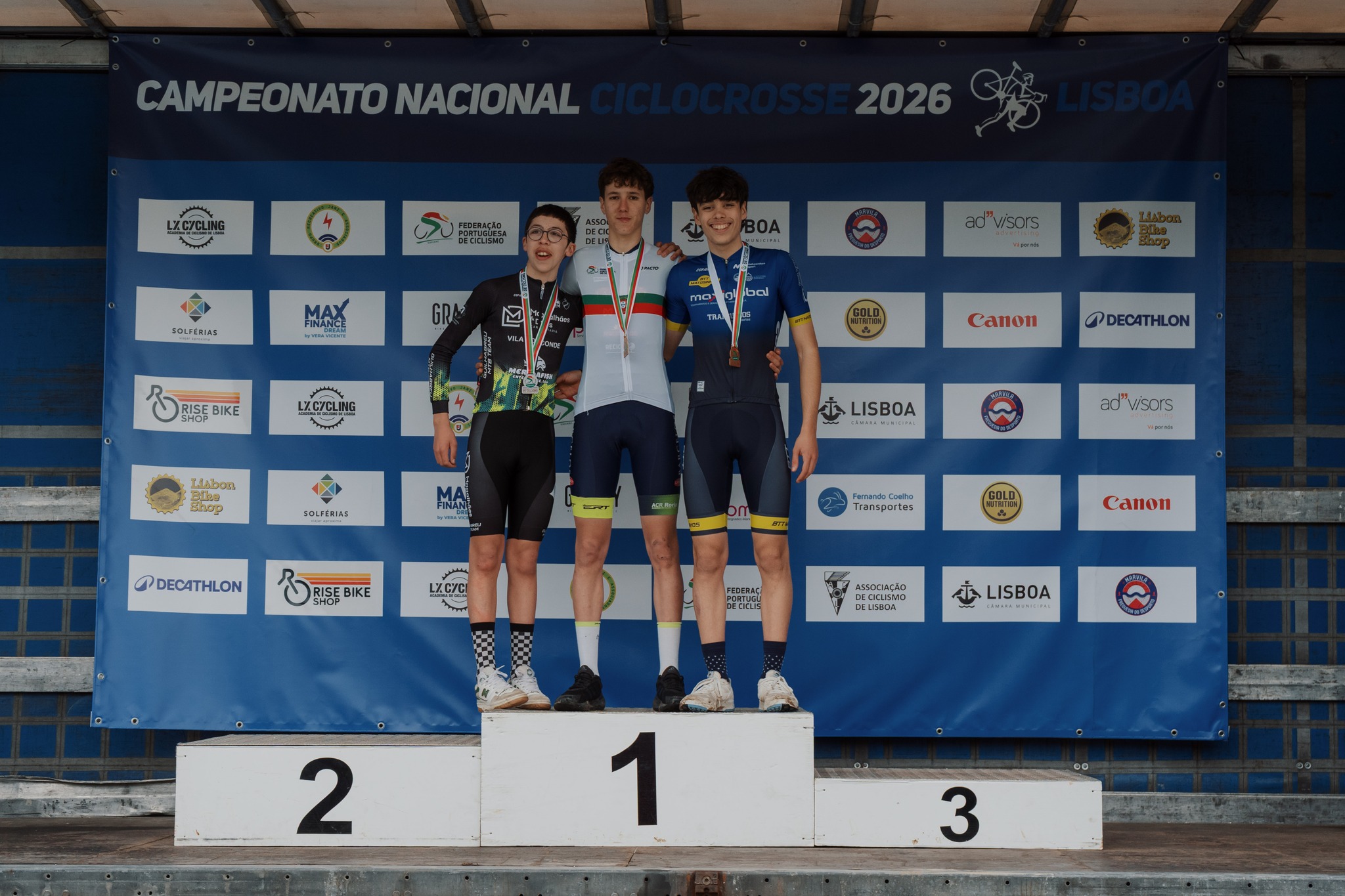 O pódio dos Cadetes masculinos com Renato Sousa, José Gomes e Rodrigo Oliveira