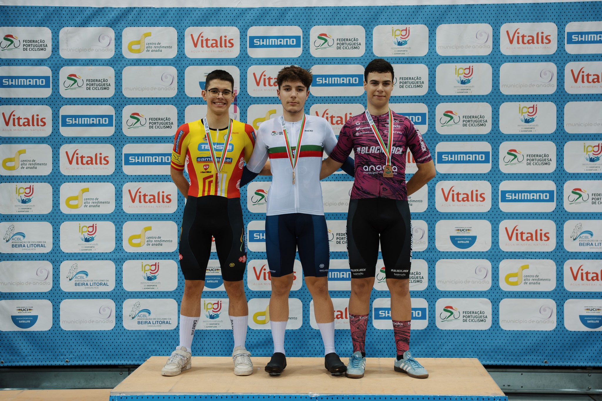 O pódio da Perseguição Individual dos juniores masculinos com Rodrigo Afonso, João Silva e Rodrigo Conceição