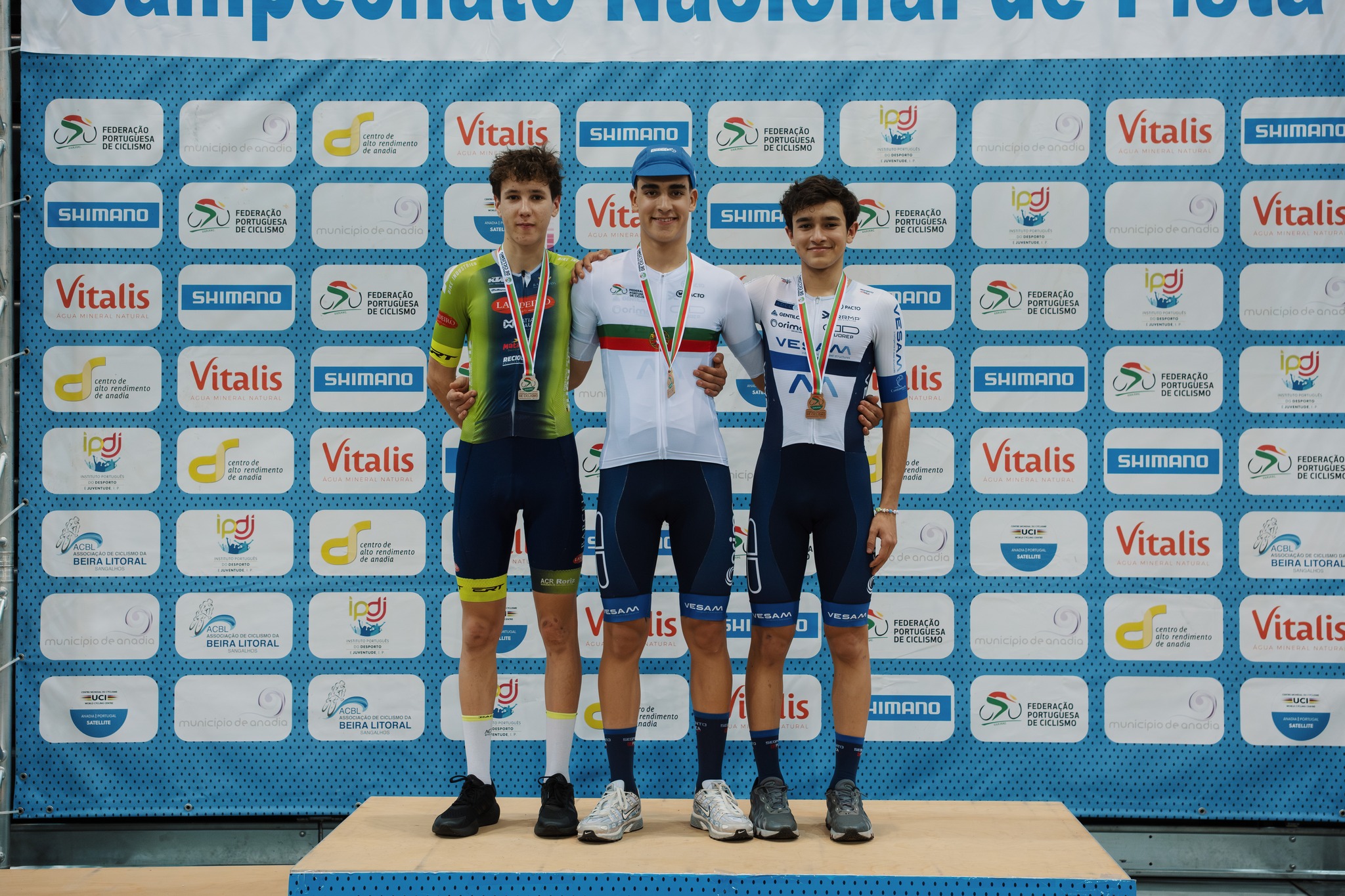 O pódio da Perseguição Individual dos Cadetes masculinos com José Gomes, Bruno Nogueira e Guilherme Laranjeira