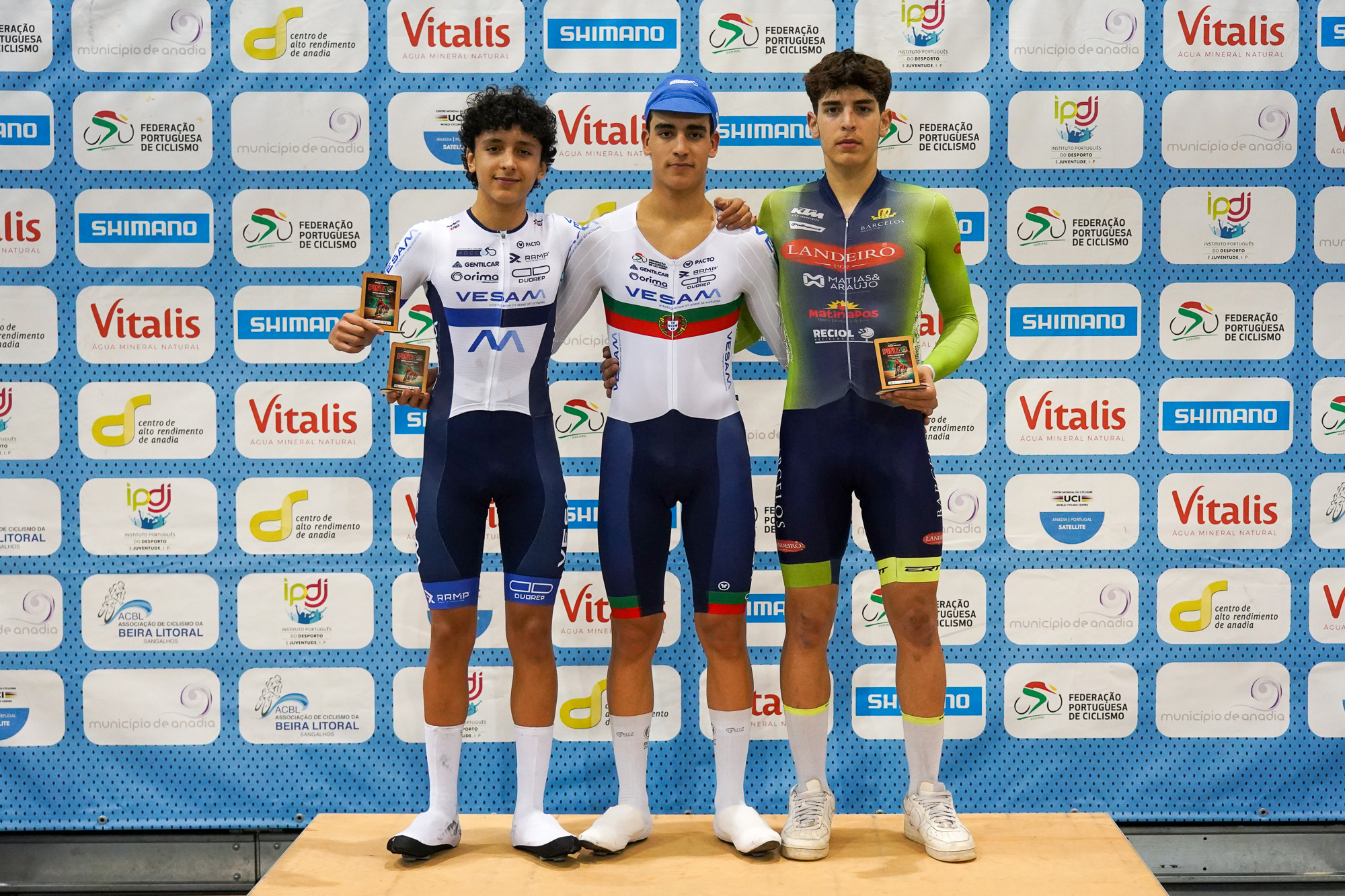 O pódio da Perseguição Individual dos cadetes masculinos com Gabriel Varela, Bruno Nogueira e Miguel Correira