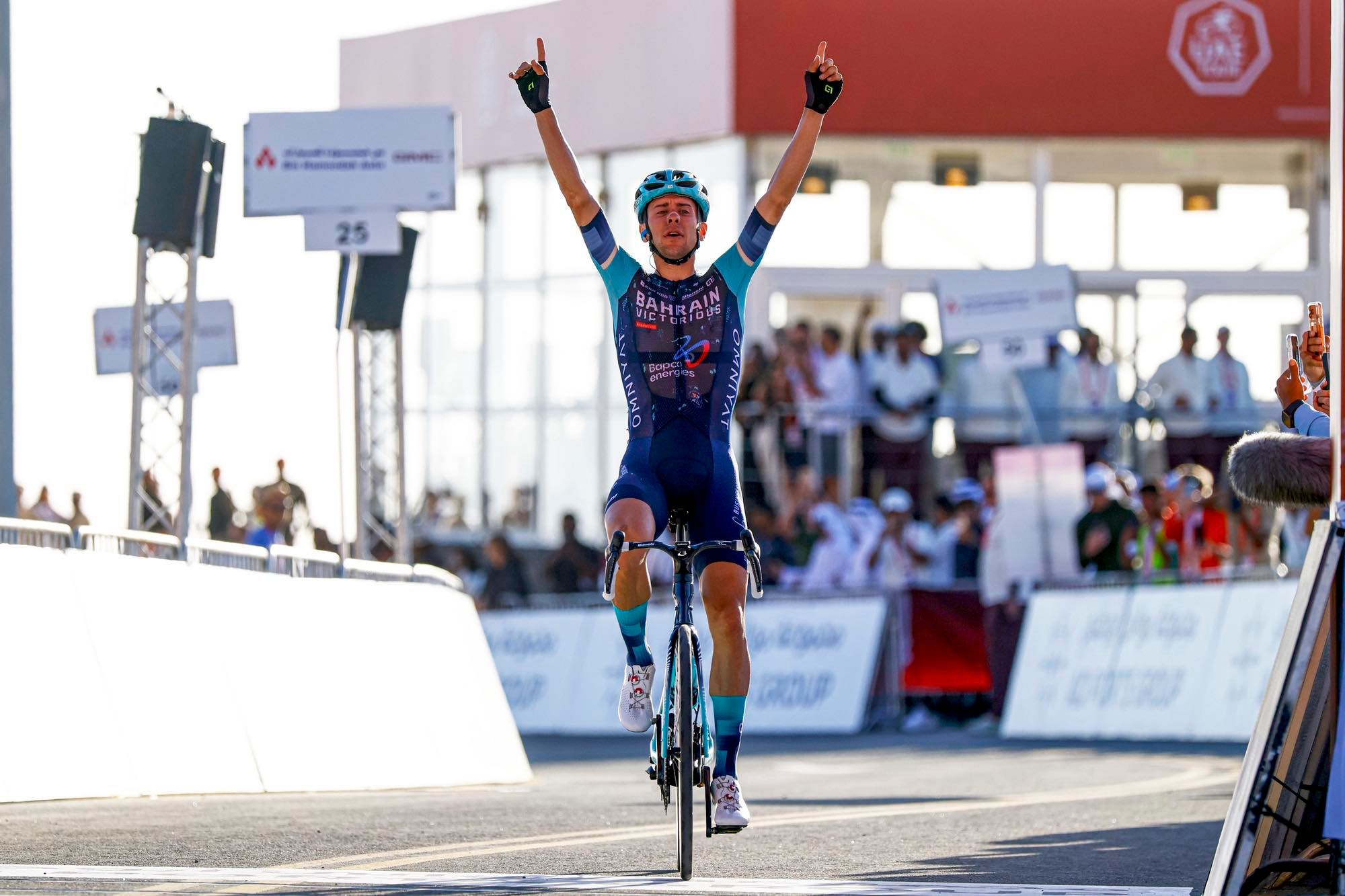 Antonio Tiberi vence etapa rainha do UAE Tour e sobe à liderança da geral!