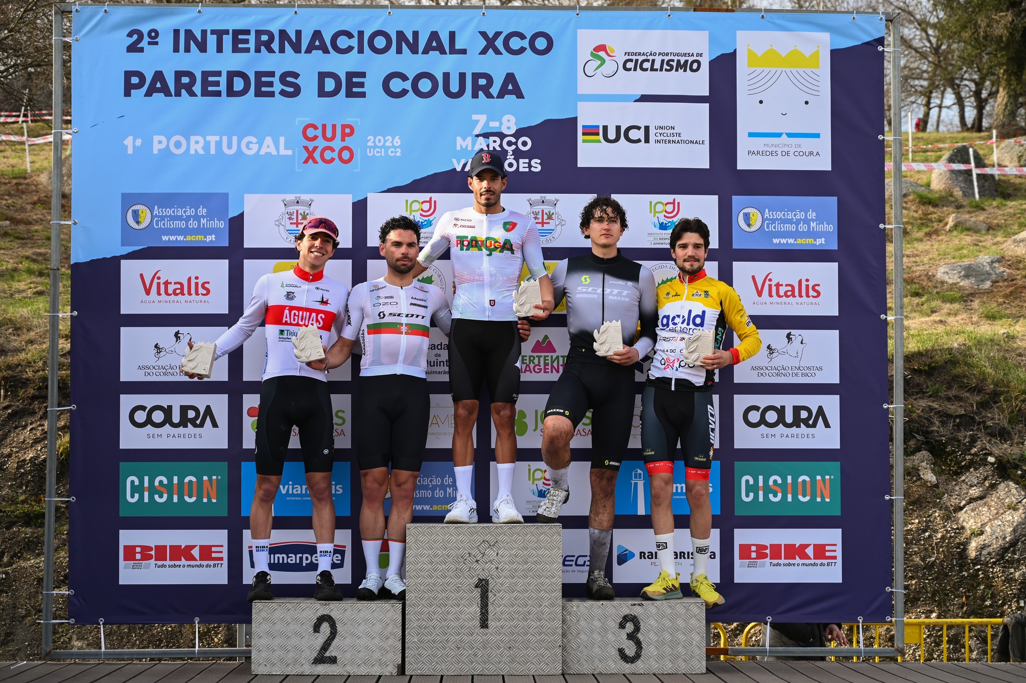 O pódio dos elites masculinos com Duarte Galvão, Roberto Ferreira, Gonçalo Amado, João Cruz e Rui Ferreira