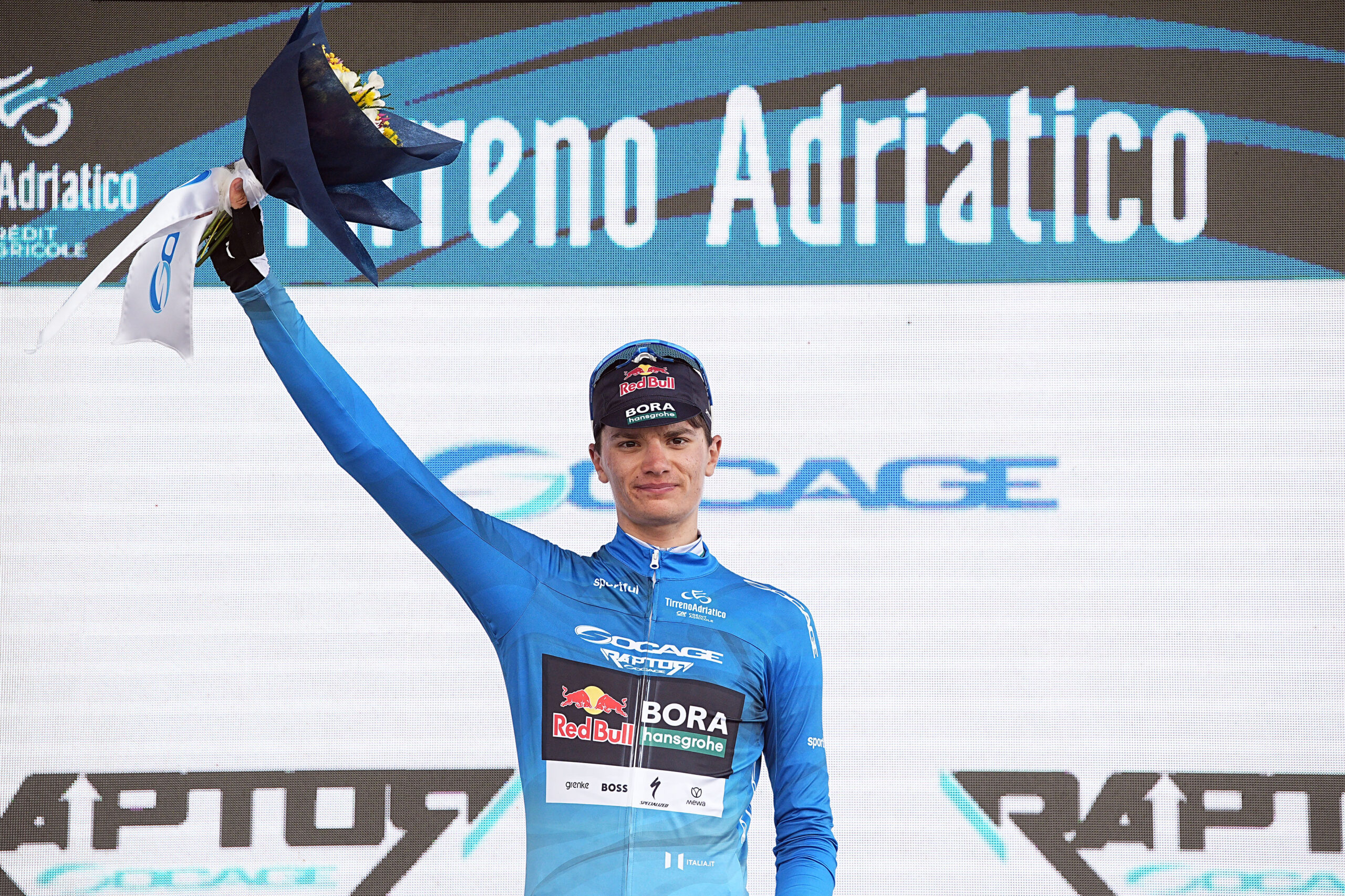 Giulio Pellizzari é o novo camisola azul do Tirreno-Adriatico
