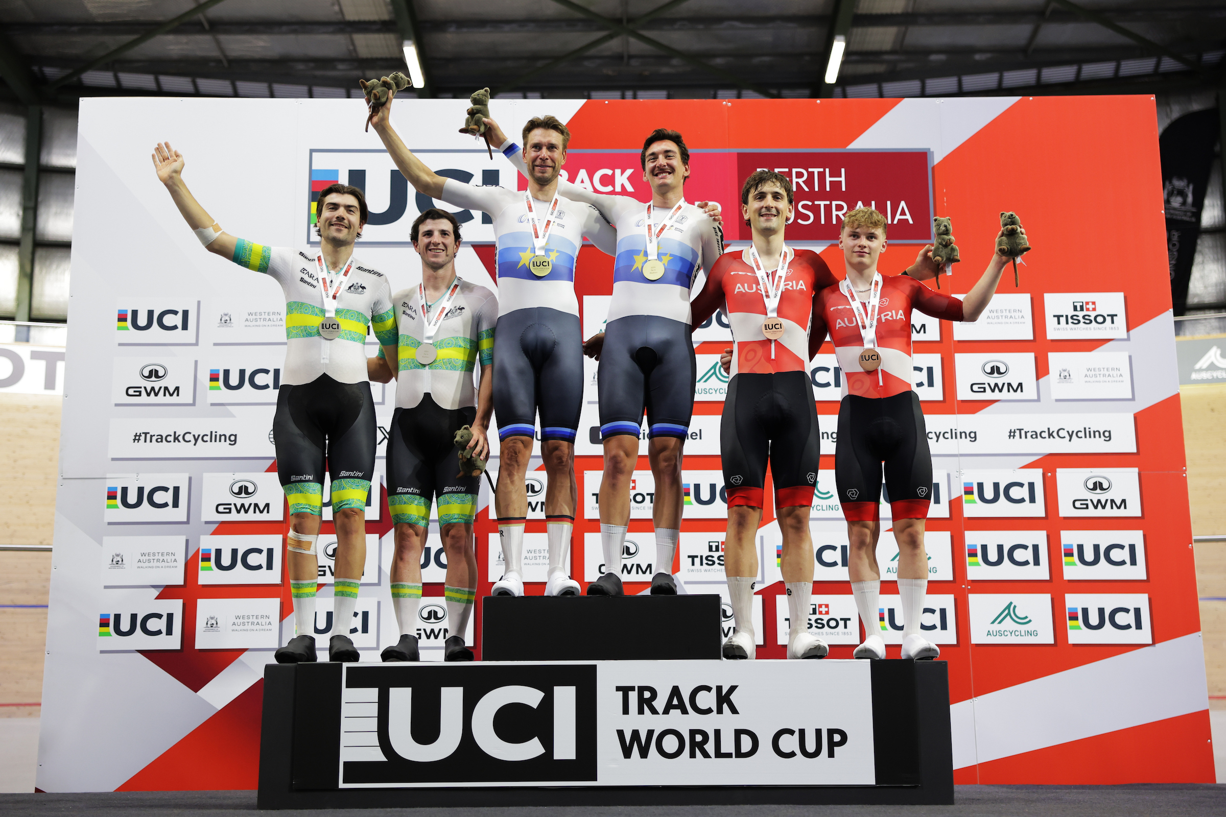 O pódio do Madison Masculino com Conor Leahy e Liam Walsh, Roger Kluge e Moritz Augenstein e Maximilian Schmidbauer e Raphael Kokas