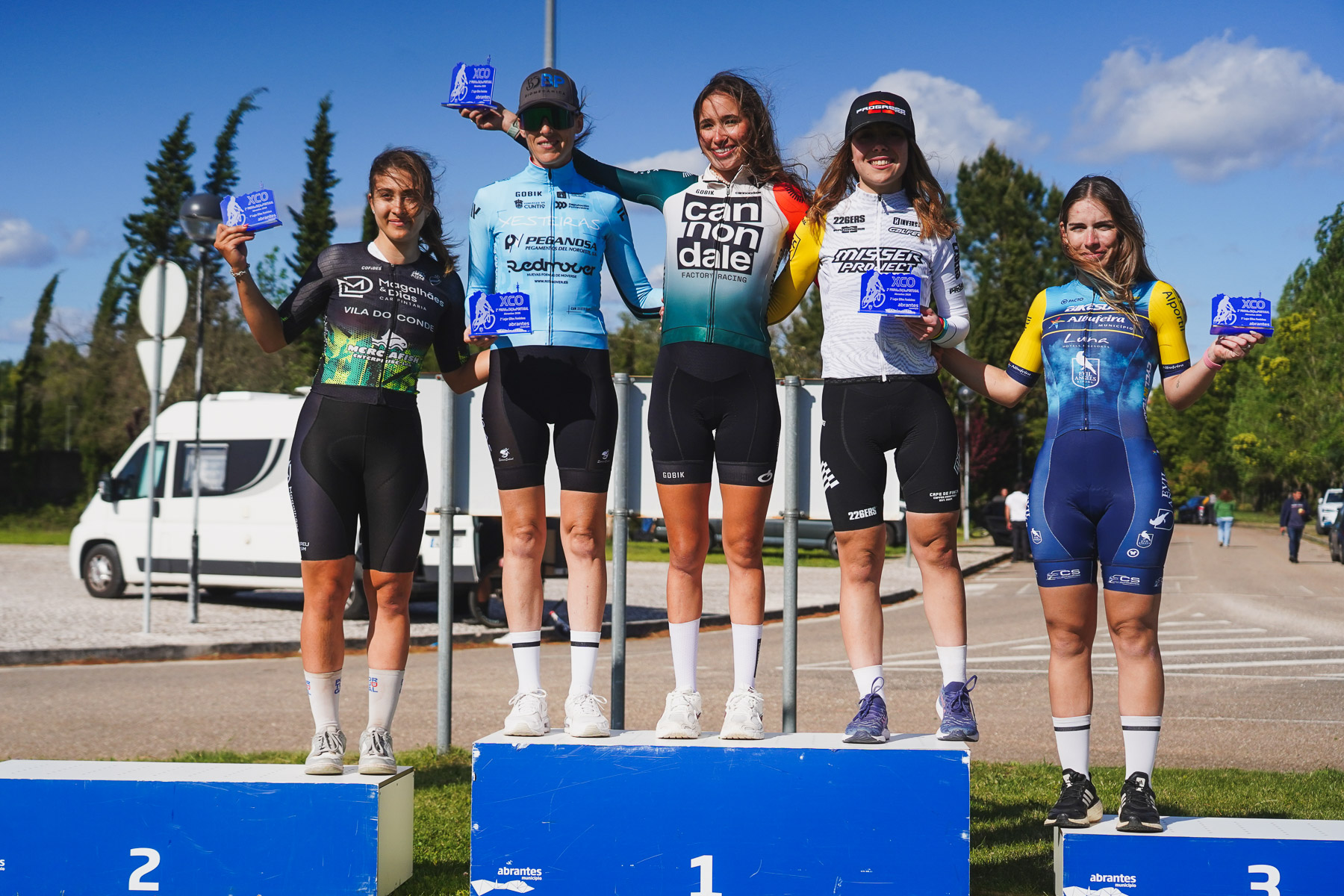 O pódio das elites femininas com Beatriz Guerra, Lara Lois, Ana Santos, Lorena Patiño e Marta Branco