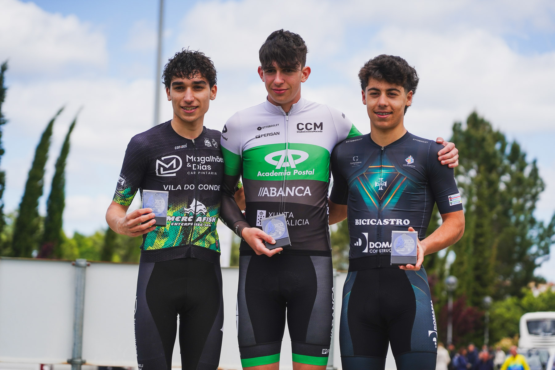 O pódio dos juniores masculinos com Hugo Ramalho, Marcos Rodriguez e João Vigário