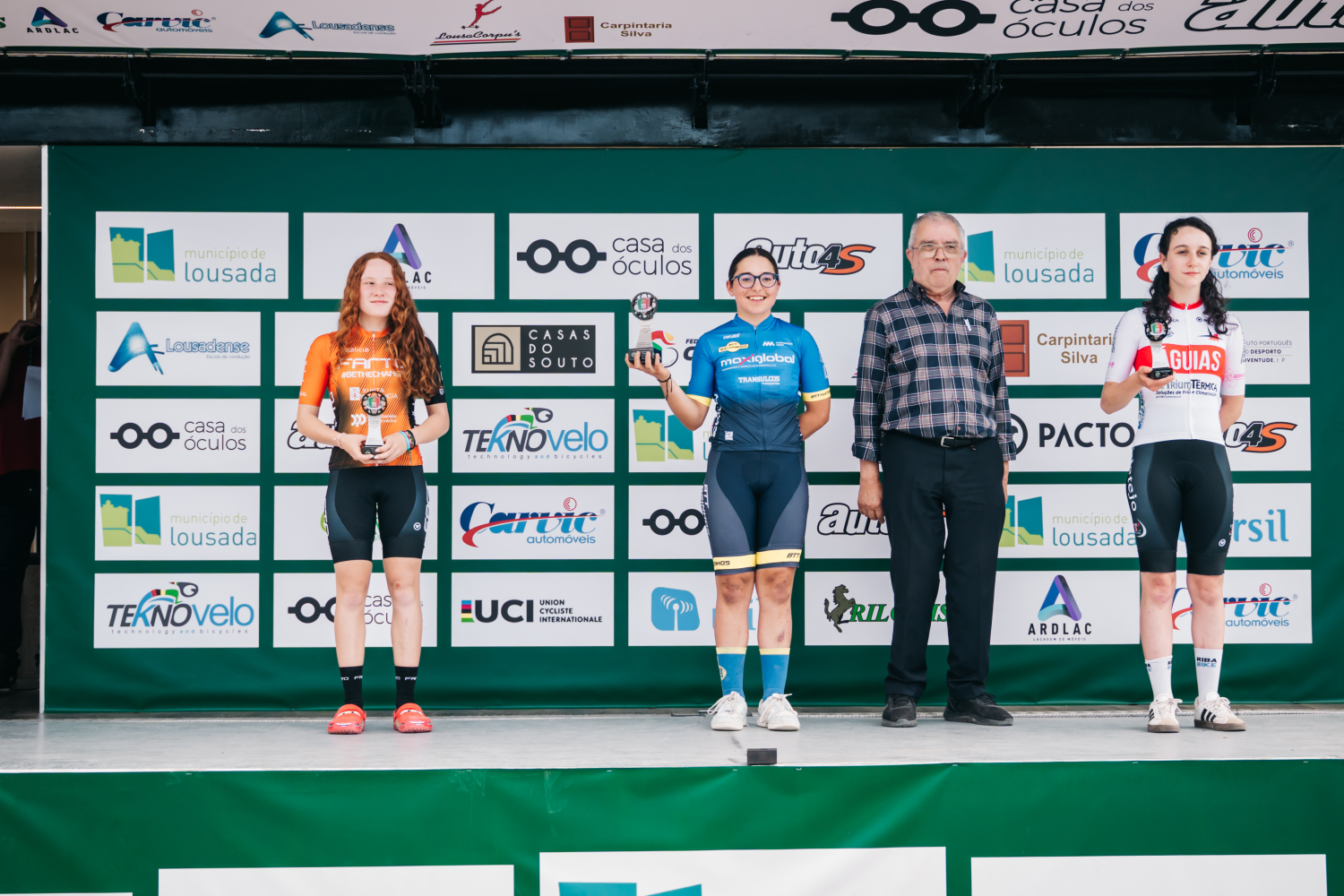 O pódio das cadetes femininas com Jimena Riveiro, Dalila Sá e Francisca Grazina