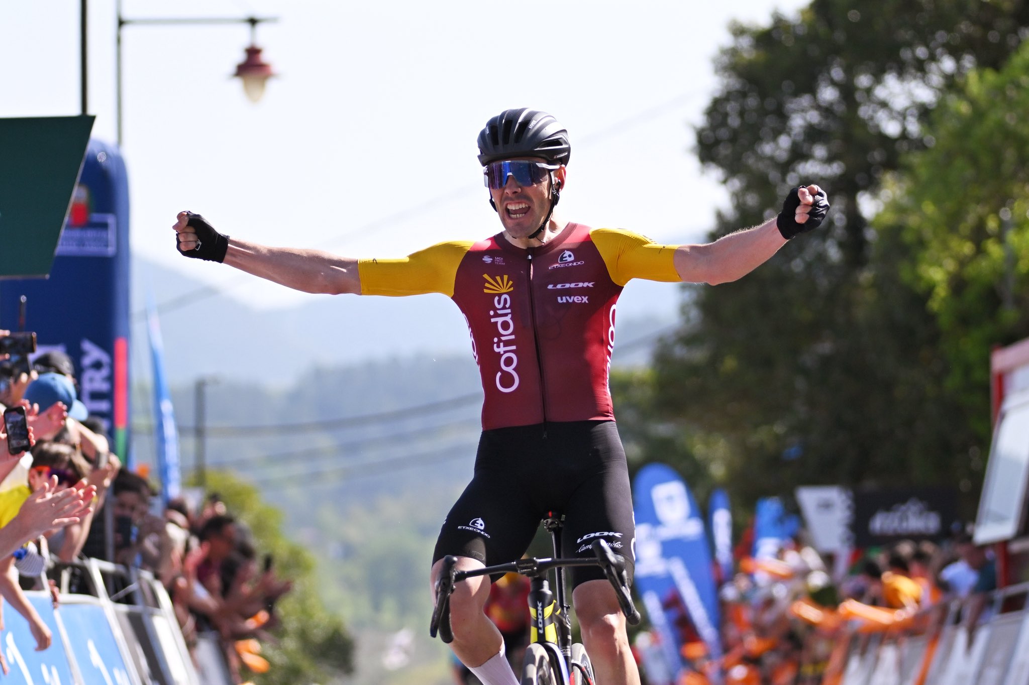 Alex Aranburu regressa às vitórias na etapa 4 da Itzulia Basque Country!