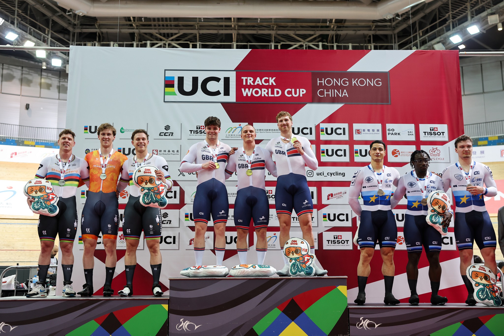O pódio do Sprint Coletivo masculino com Países Baixos, Grã-Bretanha e França