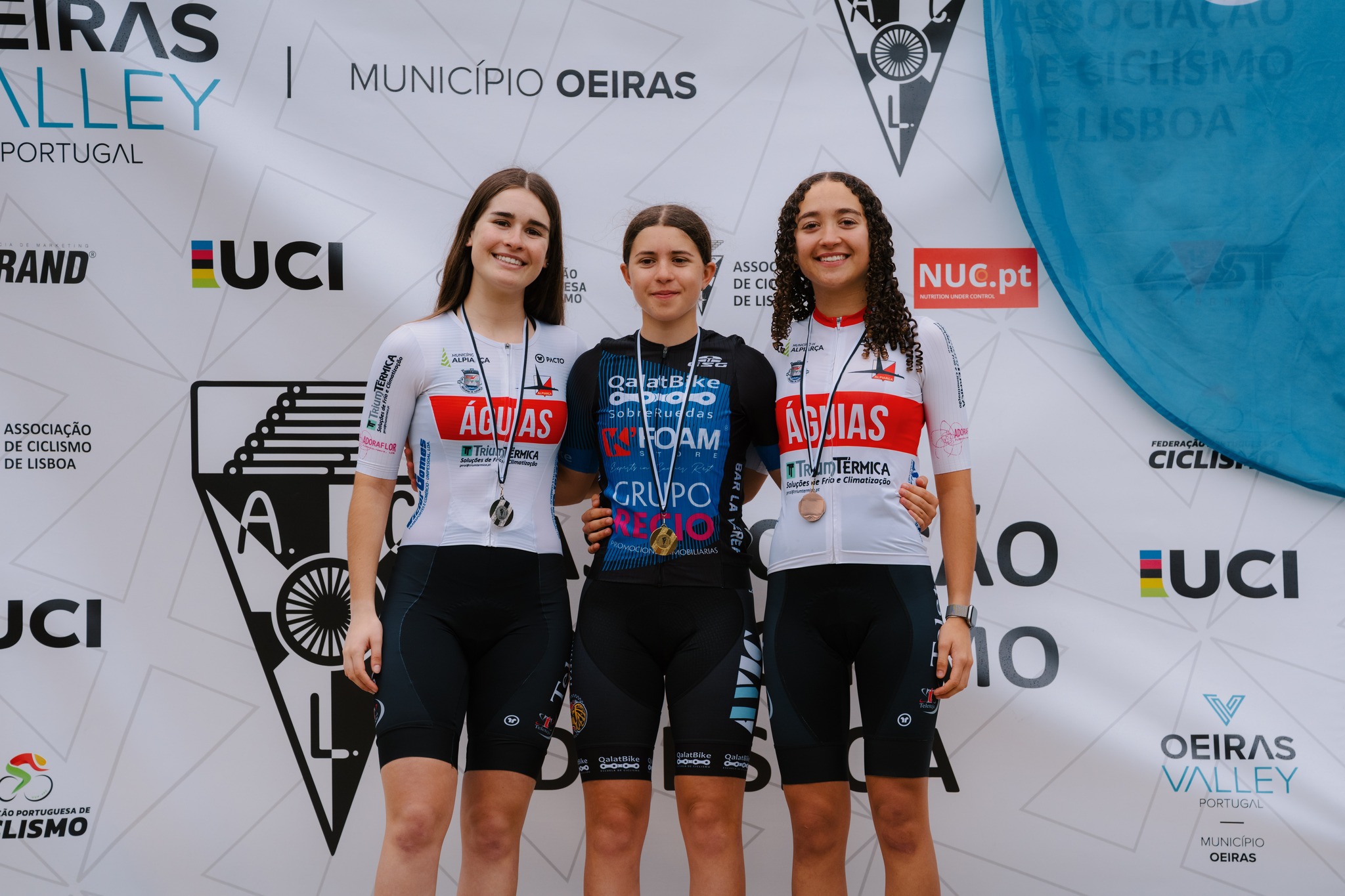 O pódio das cadetes femininas com Inês Fonseca, Carmen Hortigosa e Carolina Aurélio