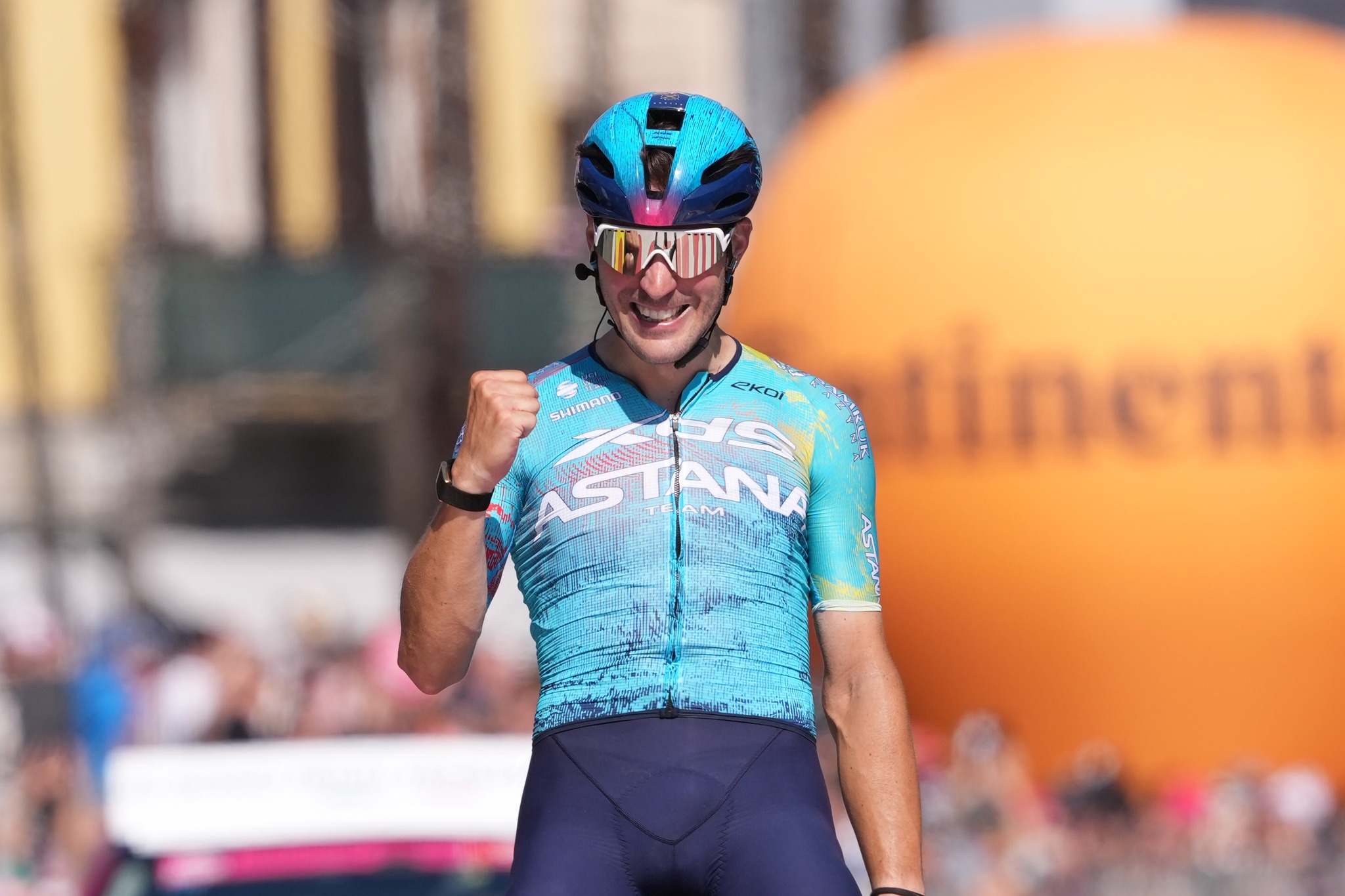 Alberto Bettiol regressa às vitórias na etapa 13 do Giro d’Italia!