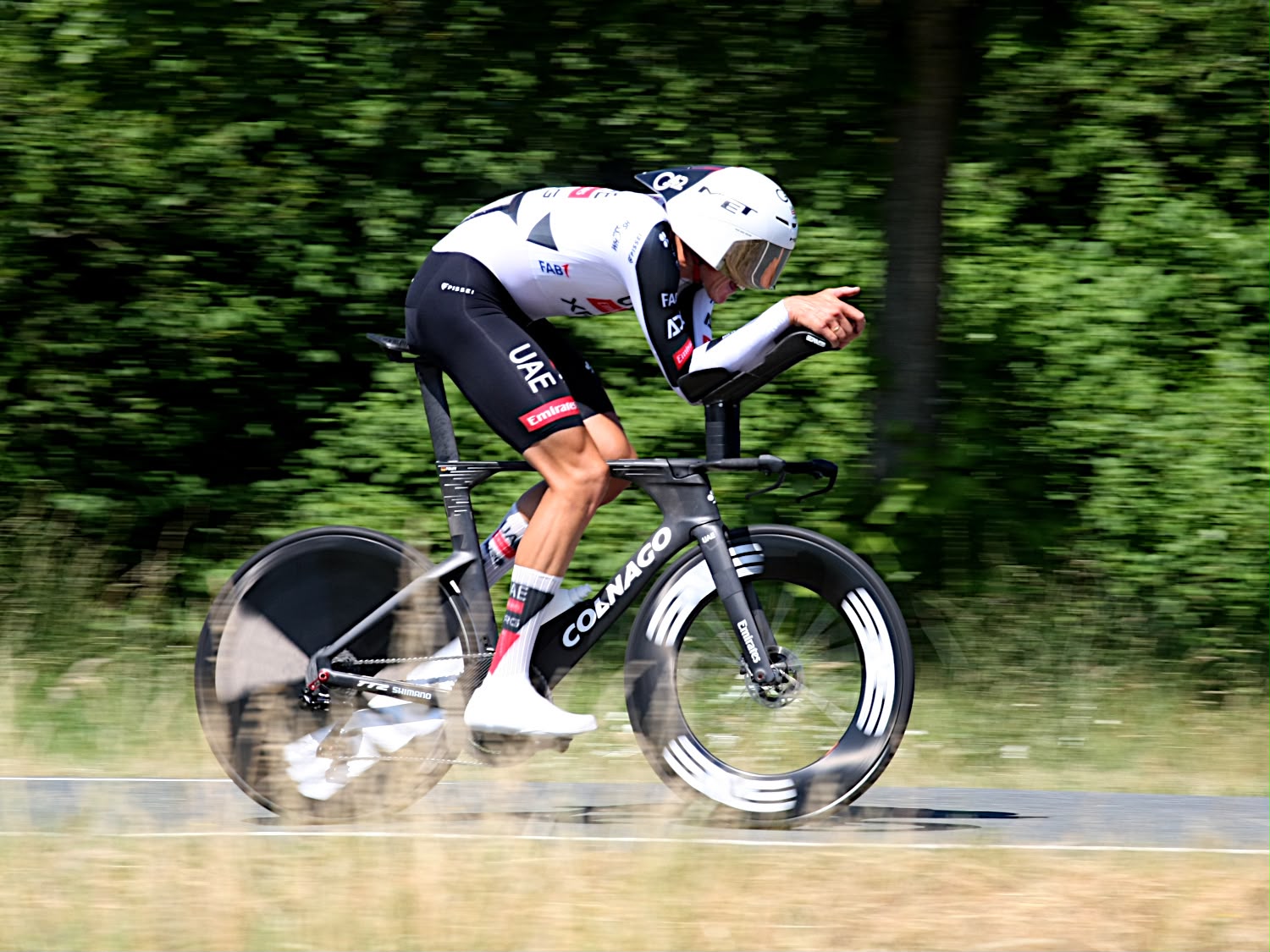 Nils Politt venceu pela 3ª vez os Campeonatos Nacionais de contrarrelógio da Alemanha (Foto: UAE Team Emirates)