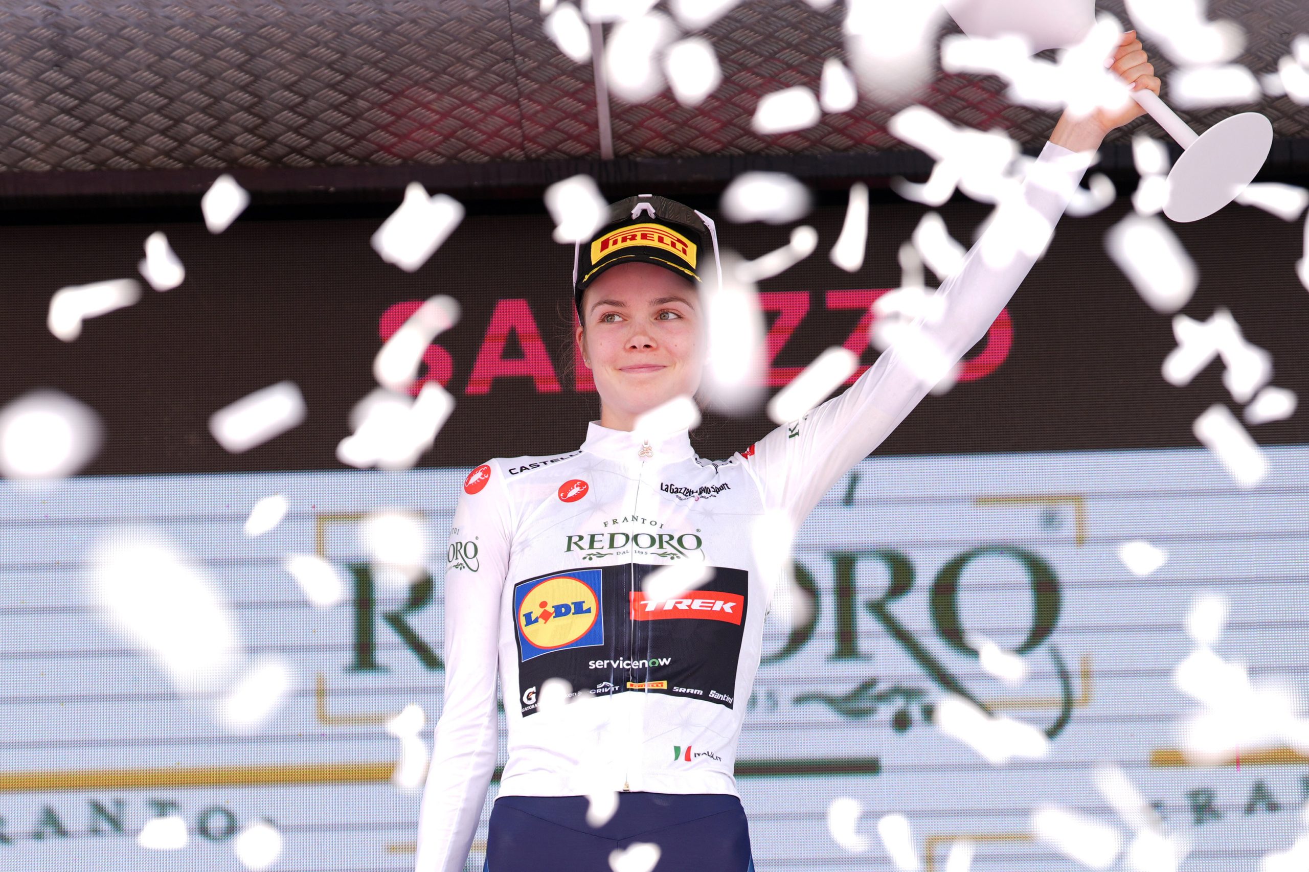 Isabella Holmgren confirmou o seu enorme talento ao ser a melhor jovem do Giro d'Italia Women