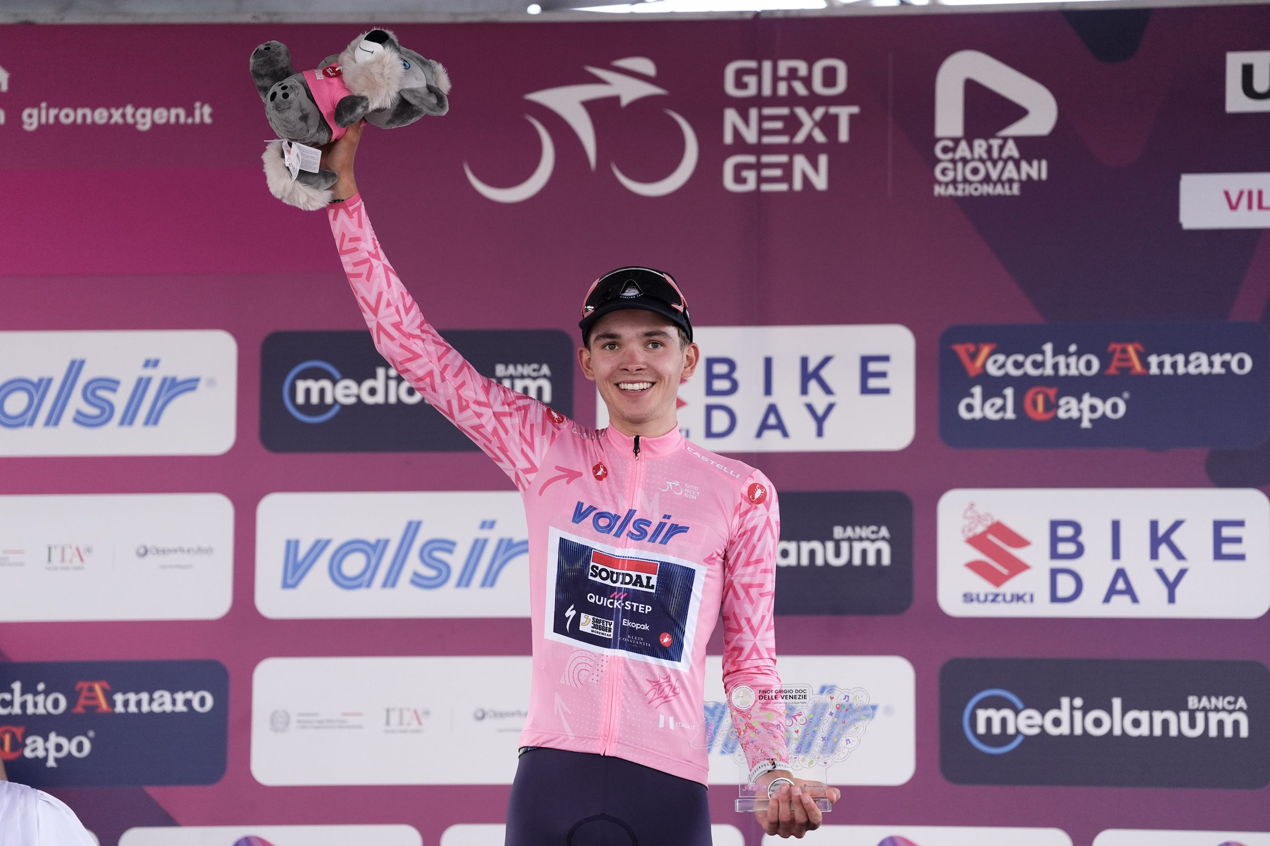 Jasper Schoofs é o novo Maglia Rosa do Giro Next Gen