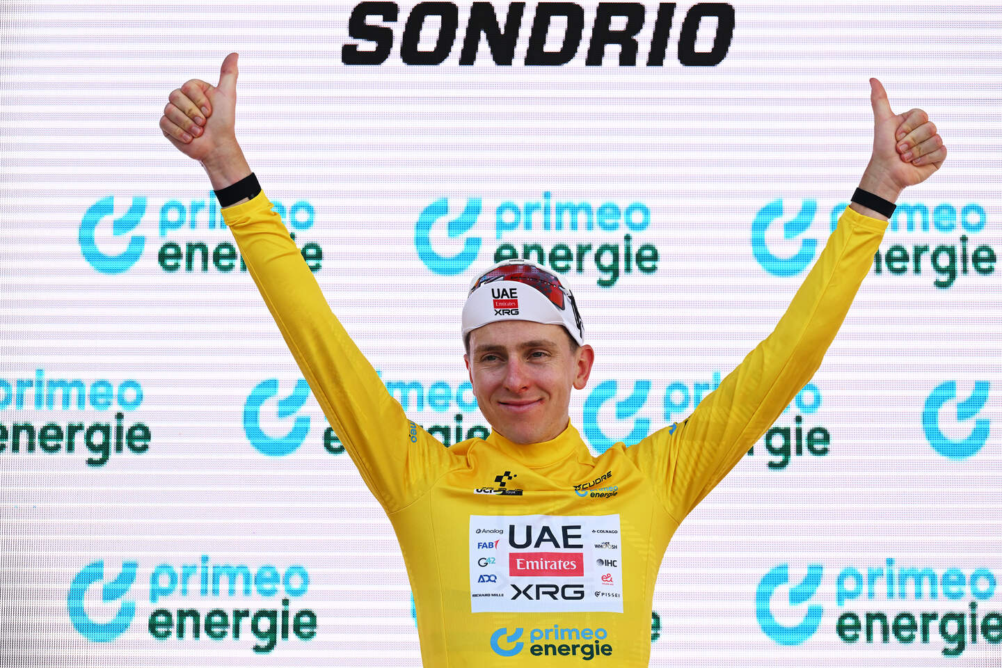 Tadej Pogacar é o primeiro camisola amarela do Tour de Suisse