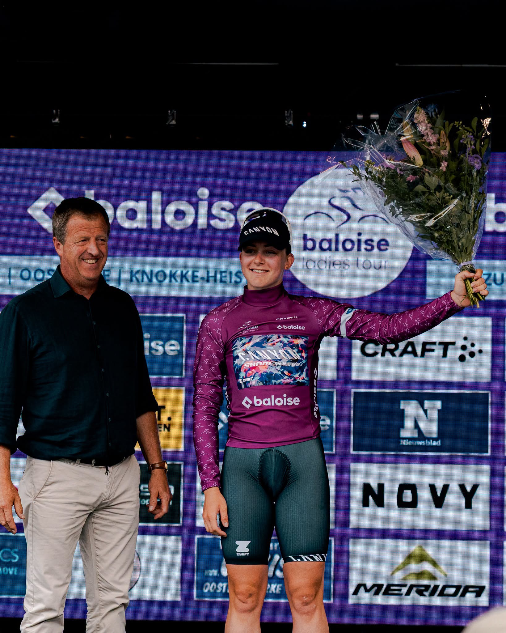 Zoe Backstedt volta a envergar a camisola roxa do Baloise Ladies Tour