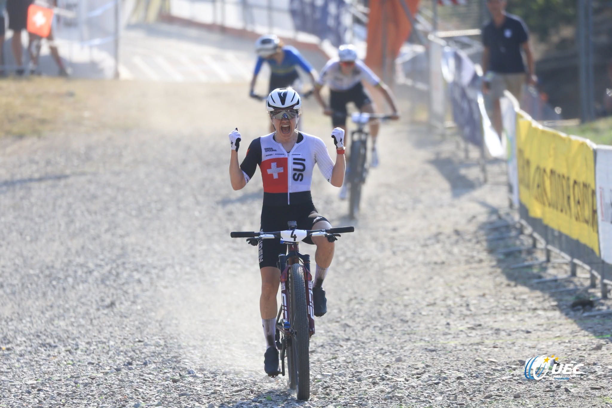 Sina Frei é pela 1ª vez Campeã da Europa de XCC em elites