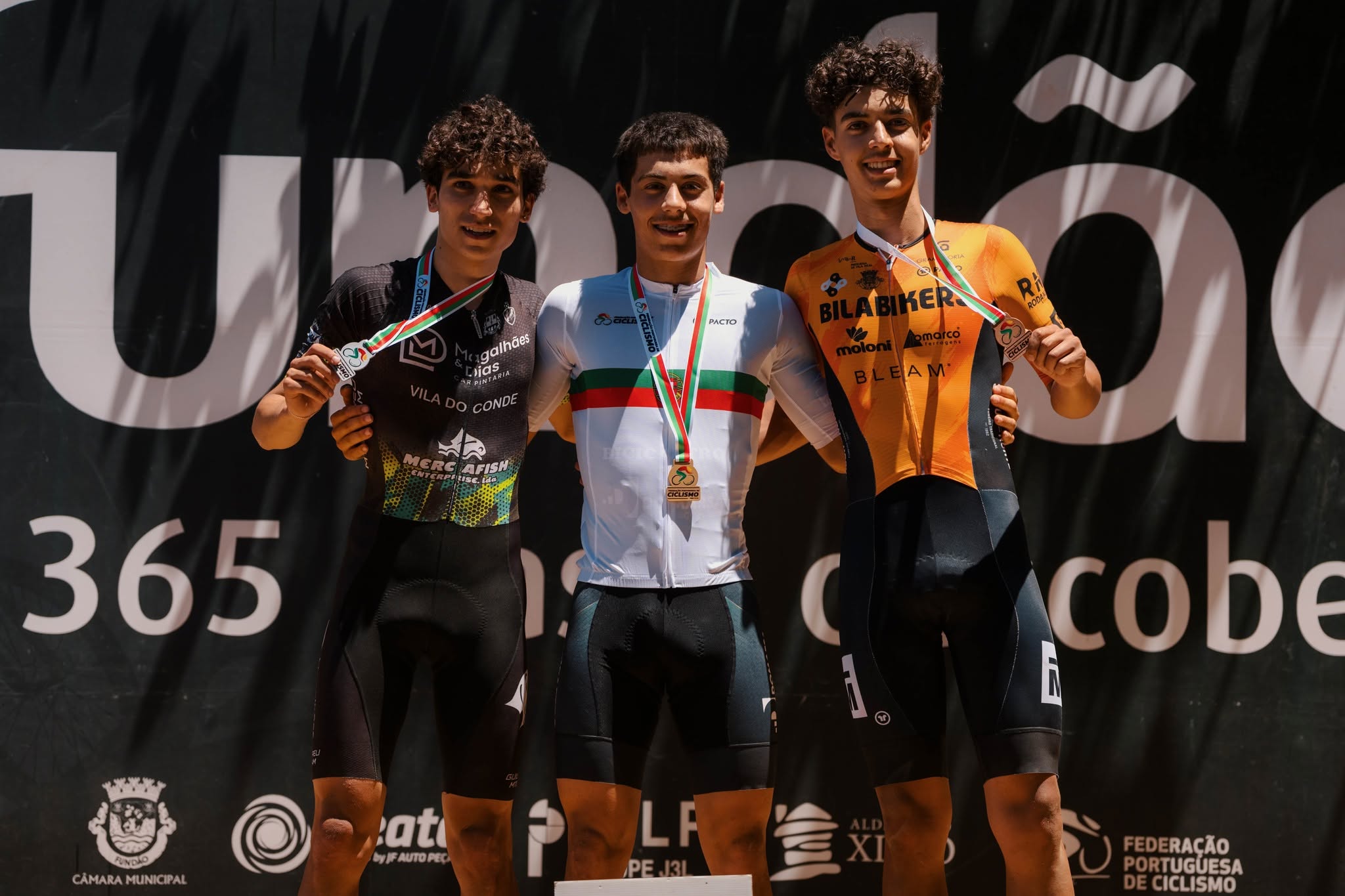 O pódio dos juniores masculinos com Hugo Ramalho, João Vigário e Rodrigo Matos