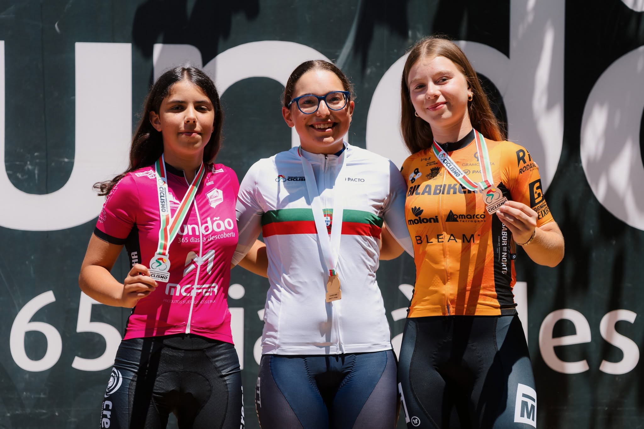 O pódio das cadetes femininas com Mariana Mariano, Dalila Sá e Matilde Correia